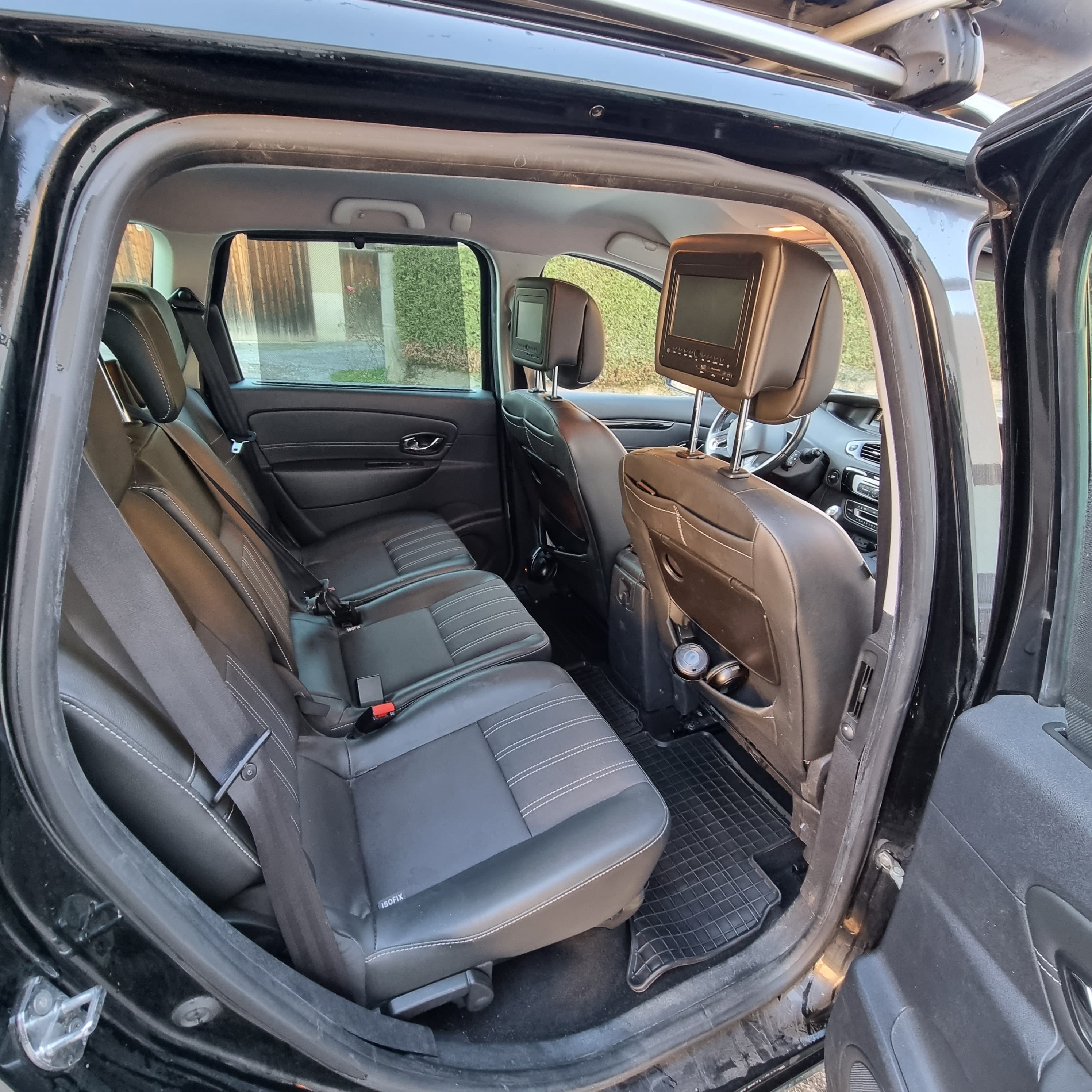 Renault Grand Scenic 7places et coffre de toit avec Pneus neige