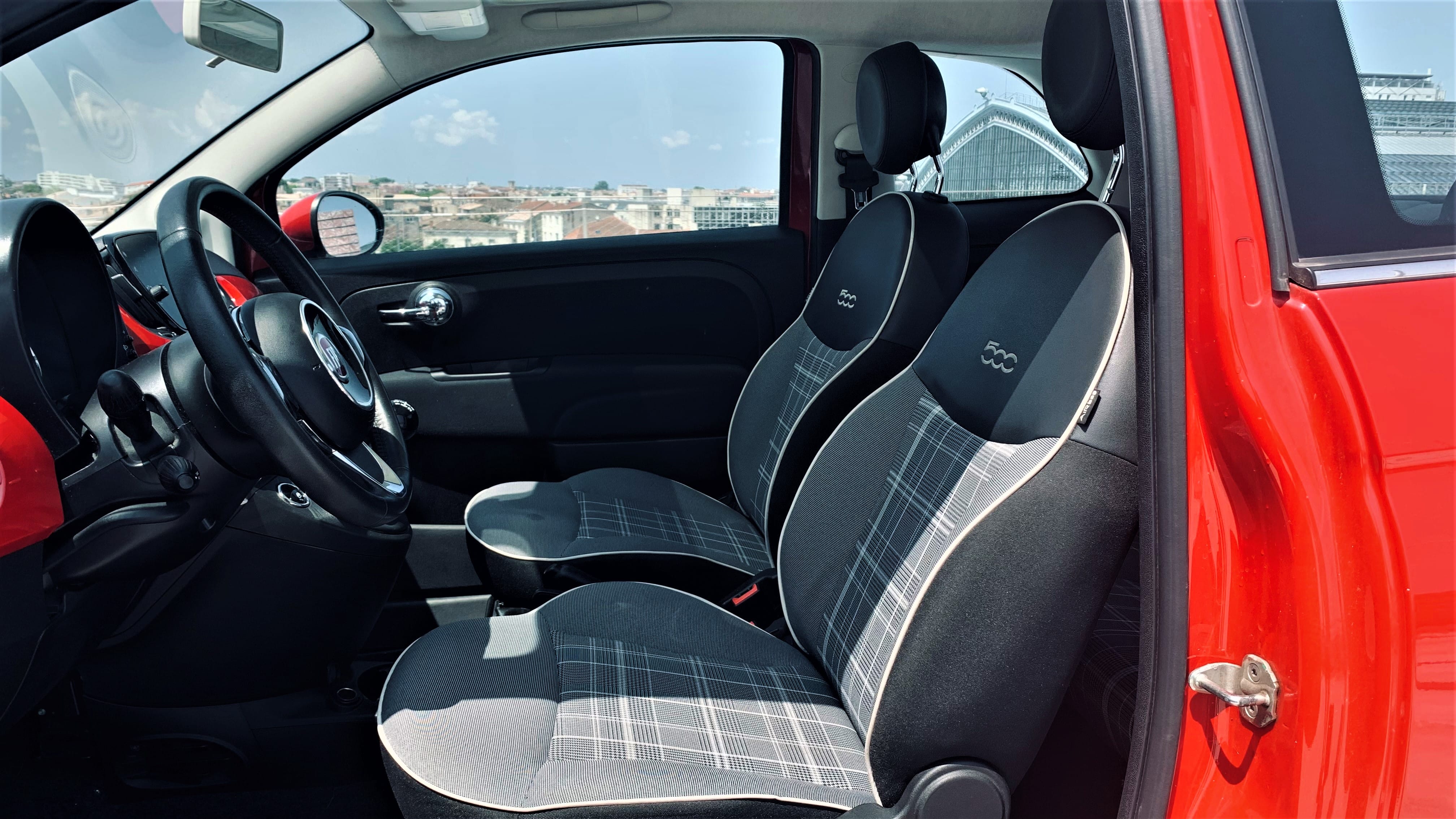 Fiat 500 Lounge Clim 668 avec Audio Bluetooth