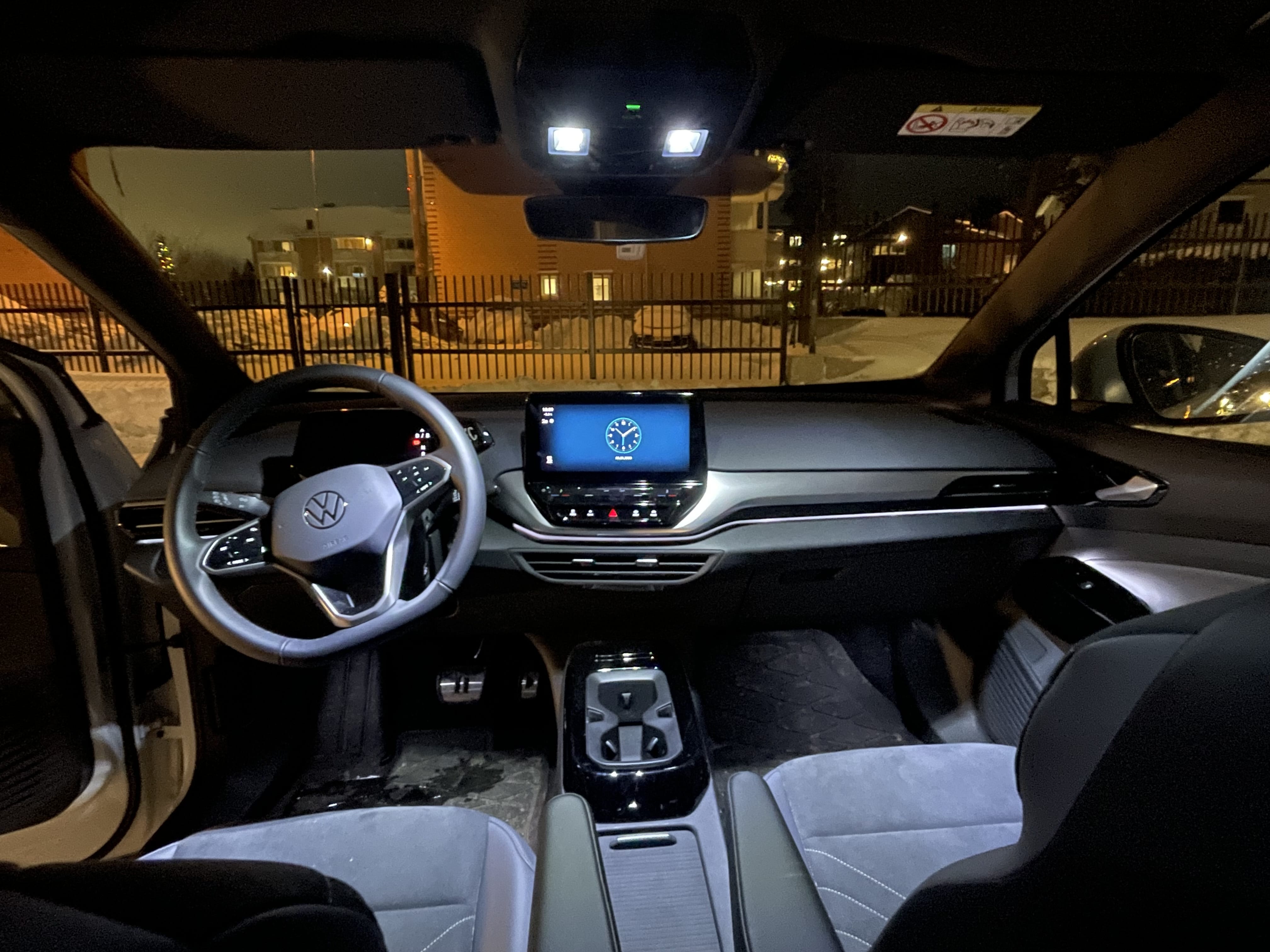 Volkswagen ID.4 (2022) - ny elbil med lang rekkevidde. med Cruisekontroll