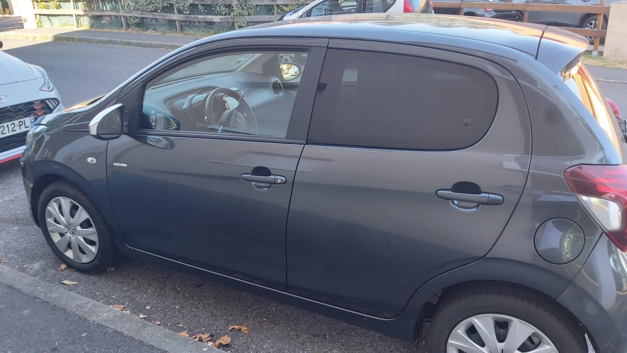 Peugeot 108 avec Siège bébé