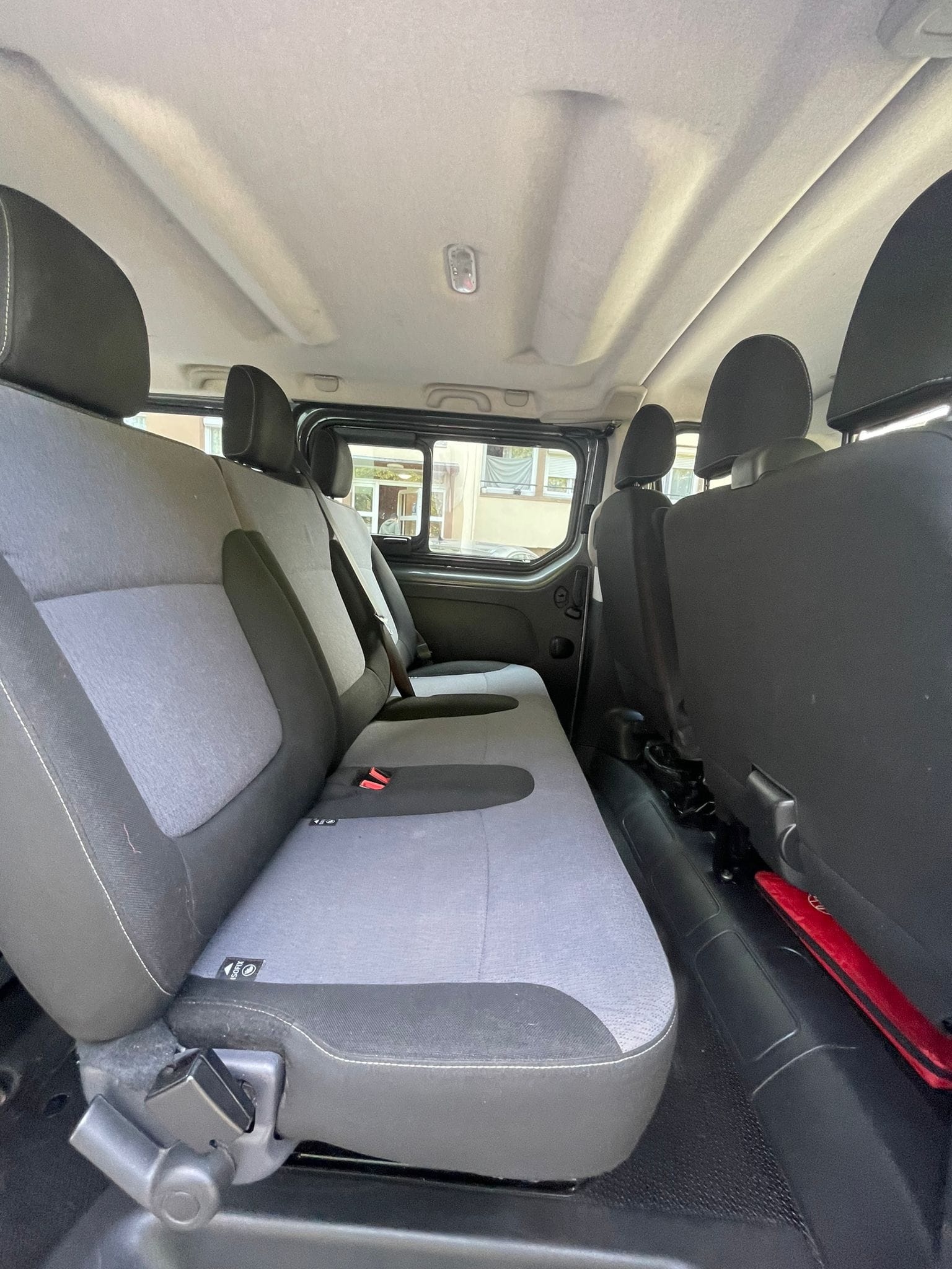 Opel Vivaro avec Chaines