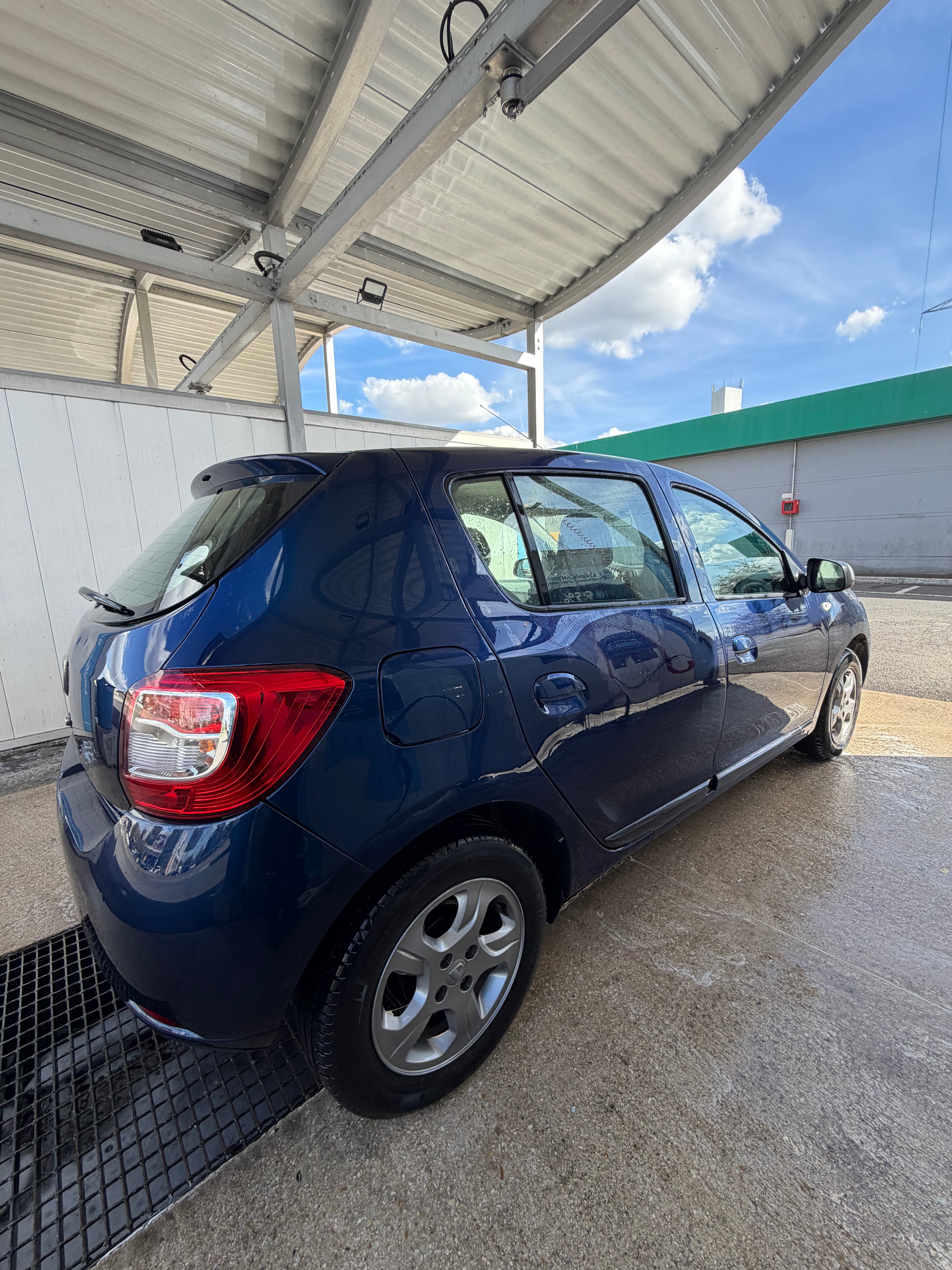 Dacia Sandero avec Climatisation