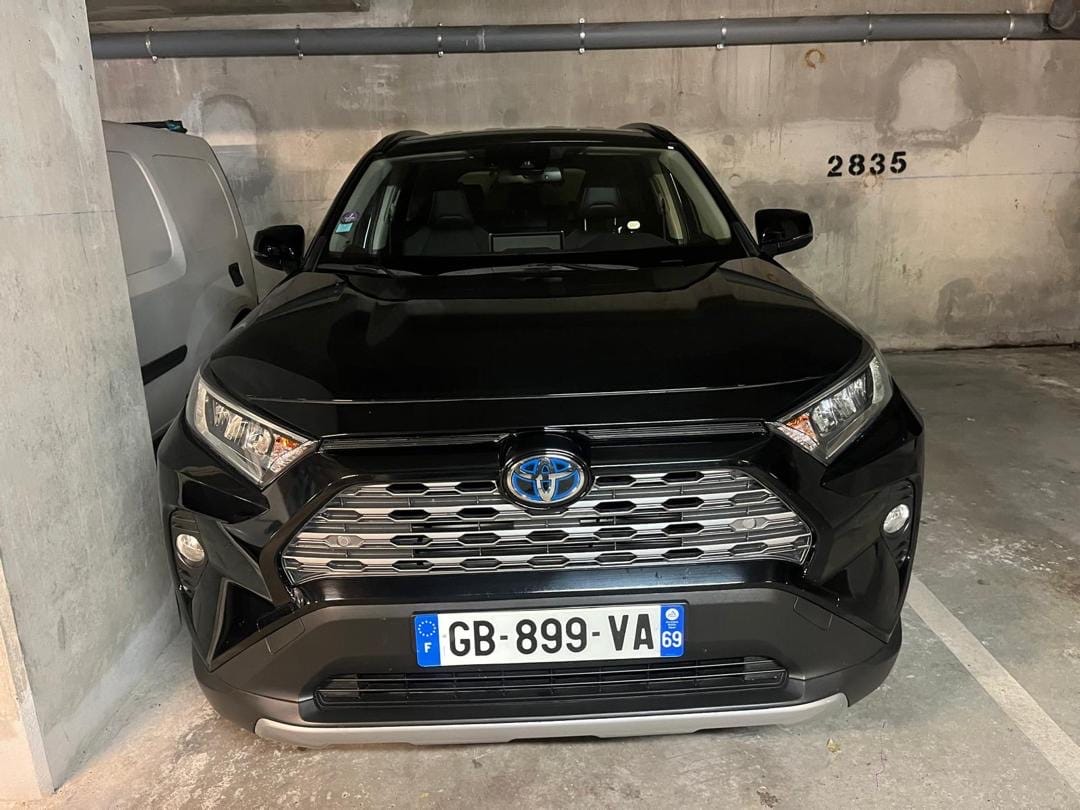 Toyota RAV 4 Hybride avec Climatisation