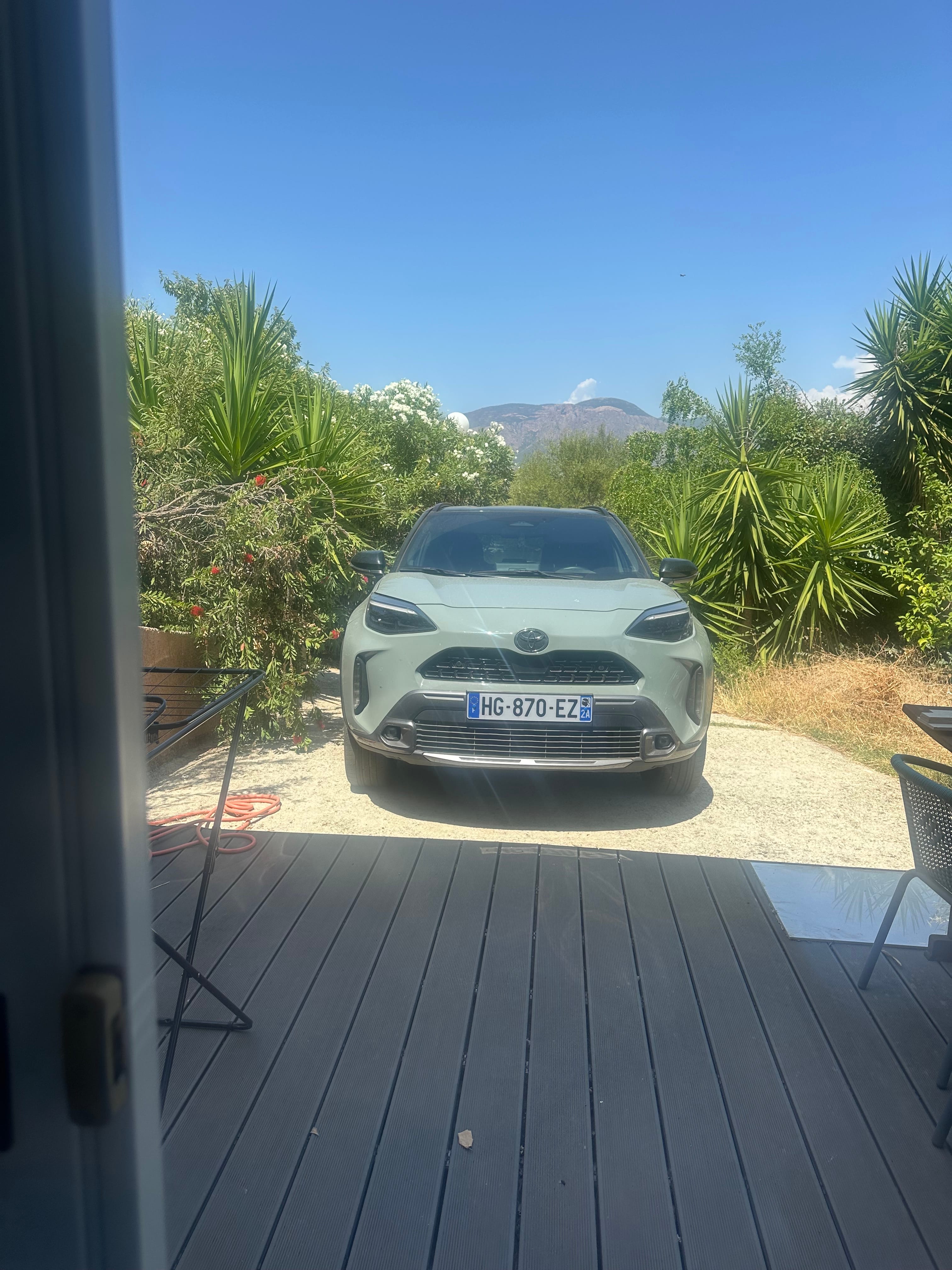 Toyota Yaris Cross Hybrid, 2025, Essence 95 / Électrique (hybride), automatique