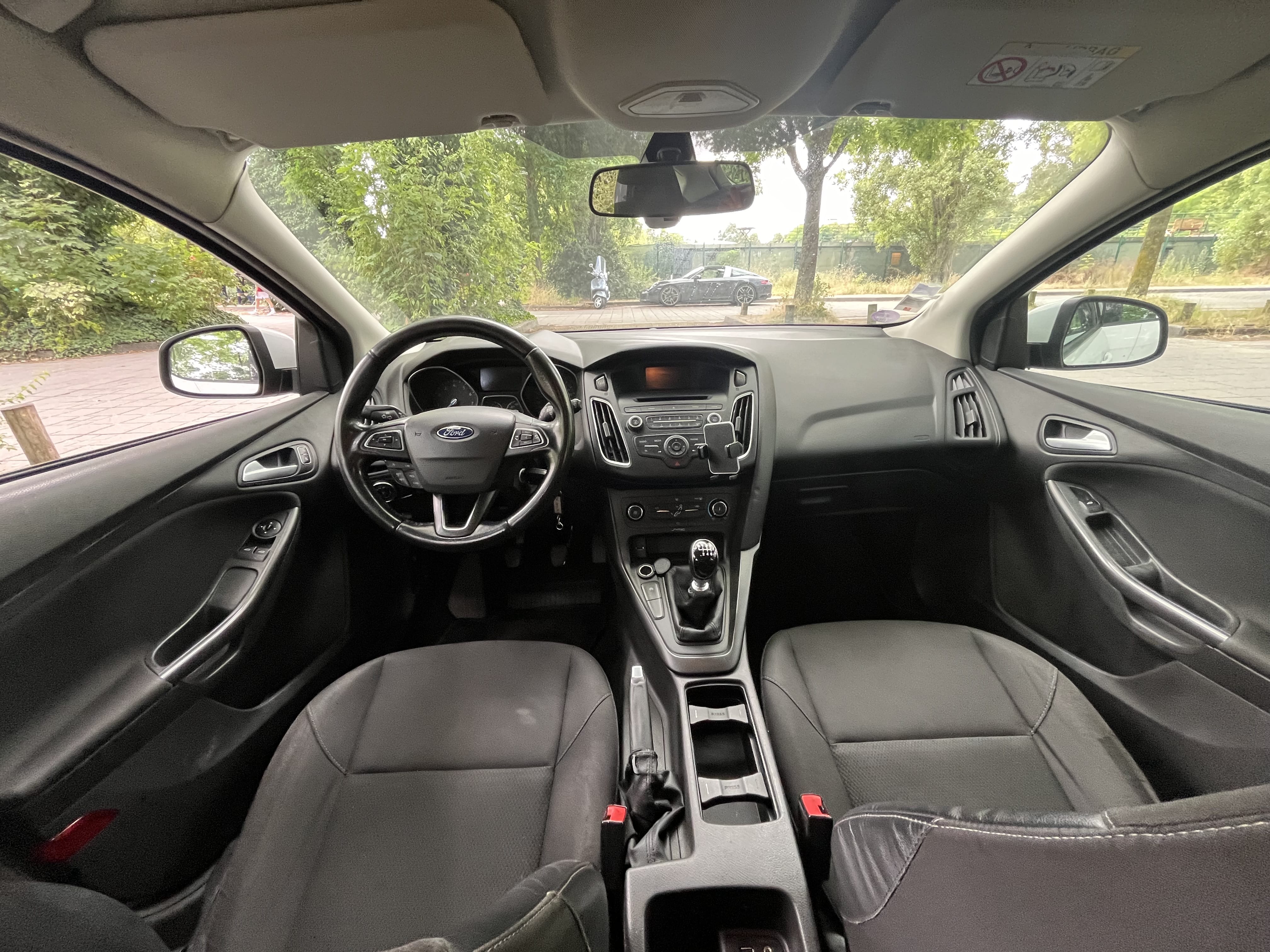Ford Focus 1l ecoboost avec Audio Bluetooth