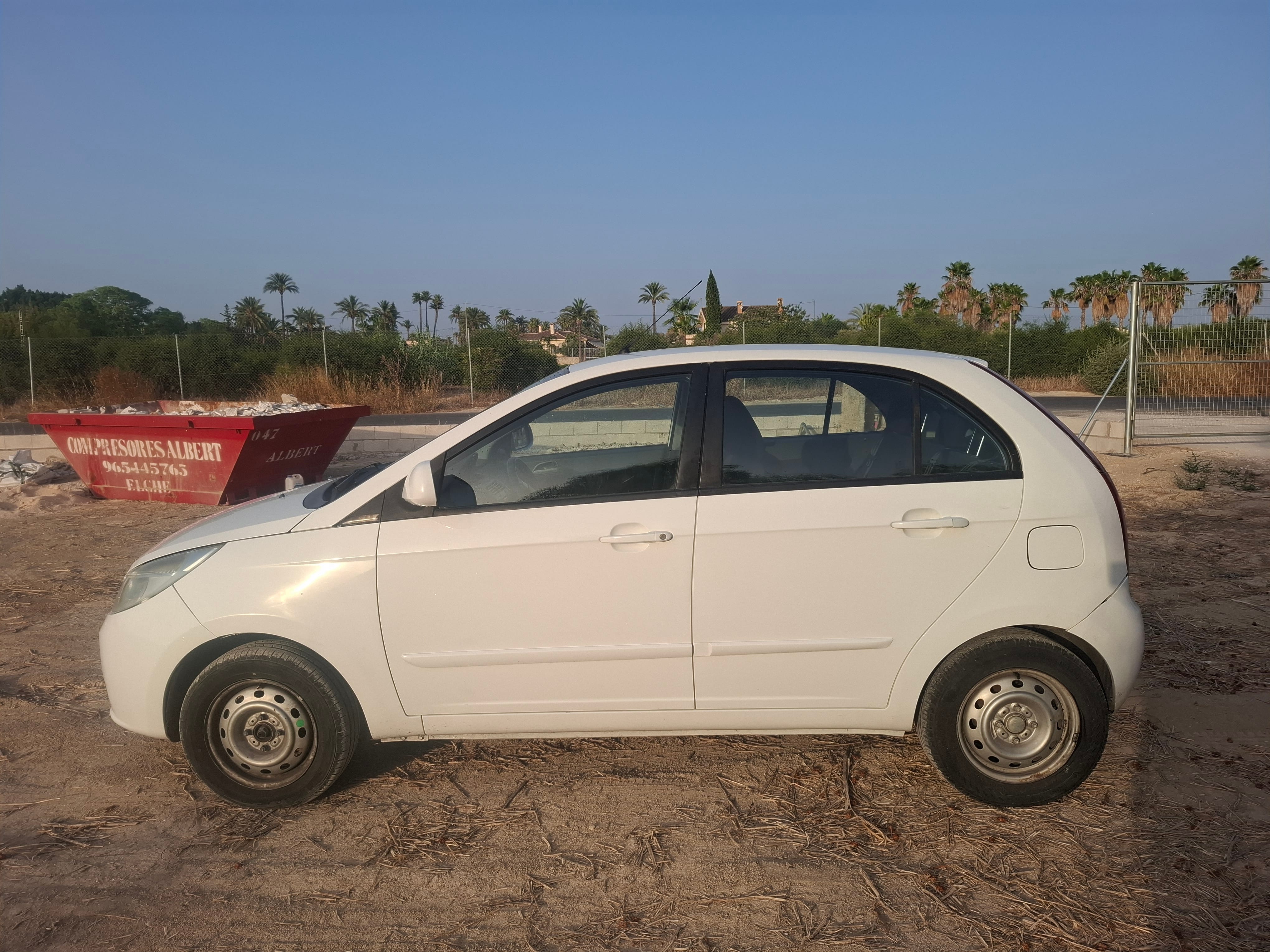 Tata Motors Indica con Aire acondicionado