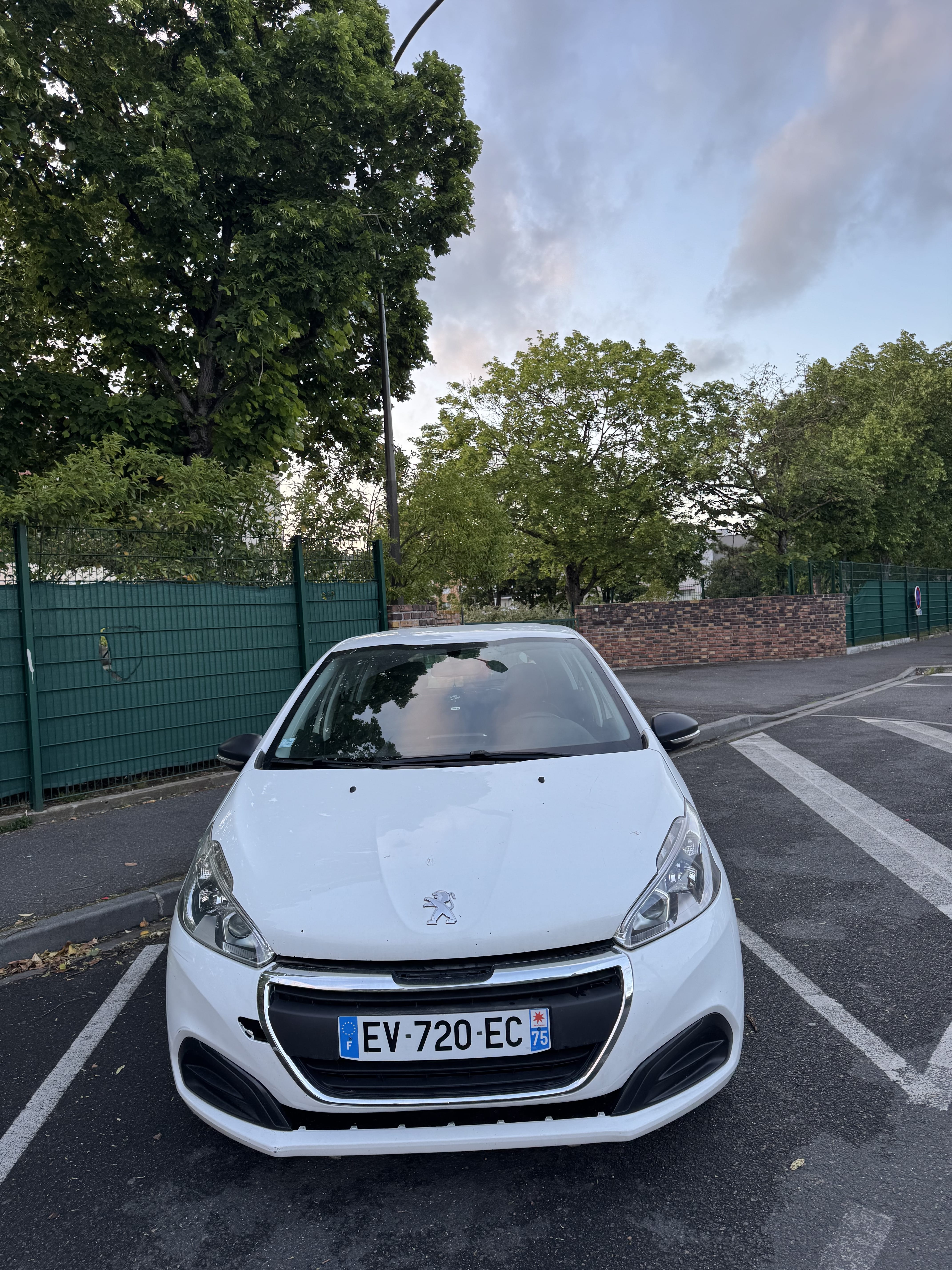 Peugeot 208, 2018, Diesel