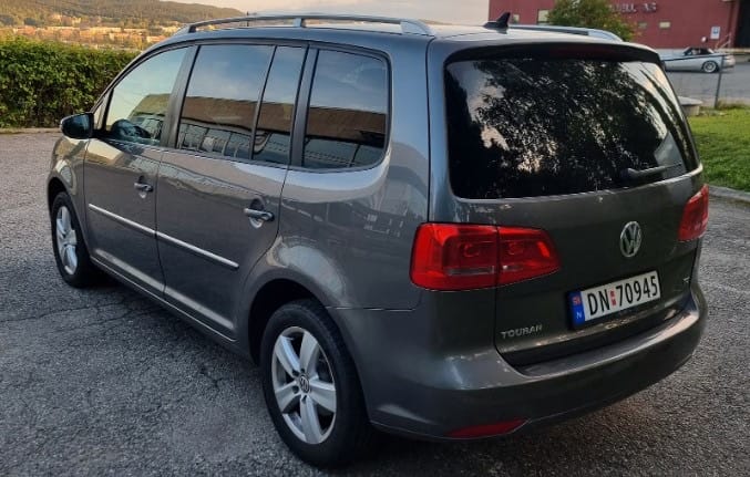 Volkswagen Touran med Aircondition