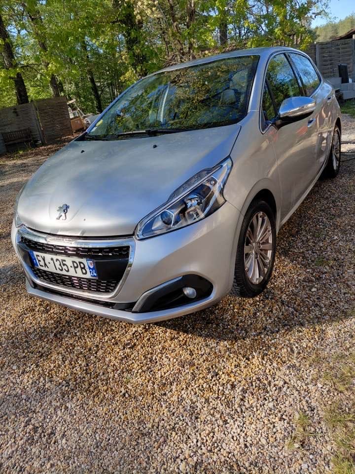 Peugeot 208, 2018, Diesel