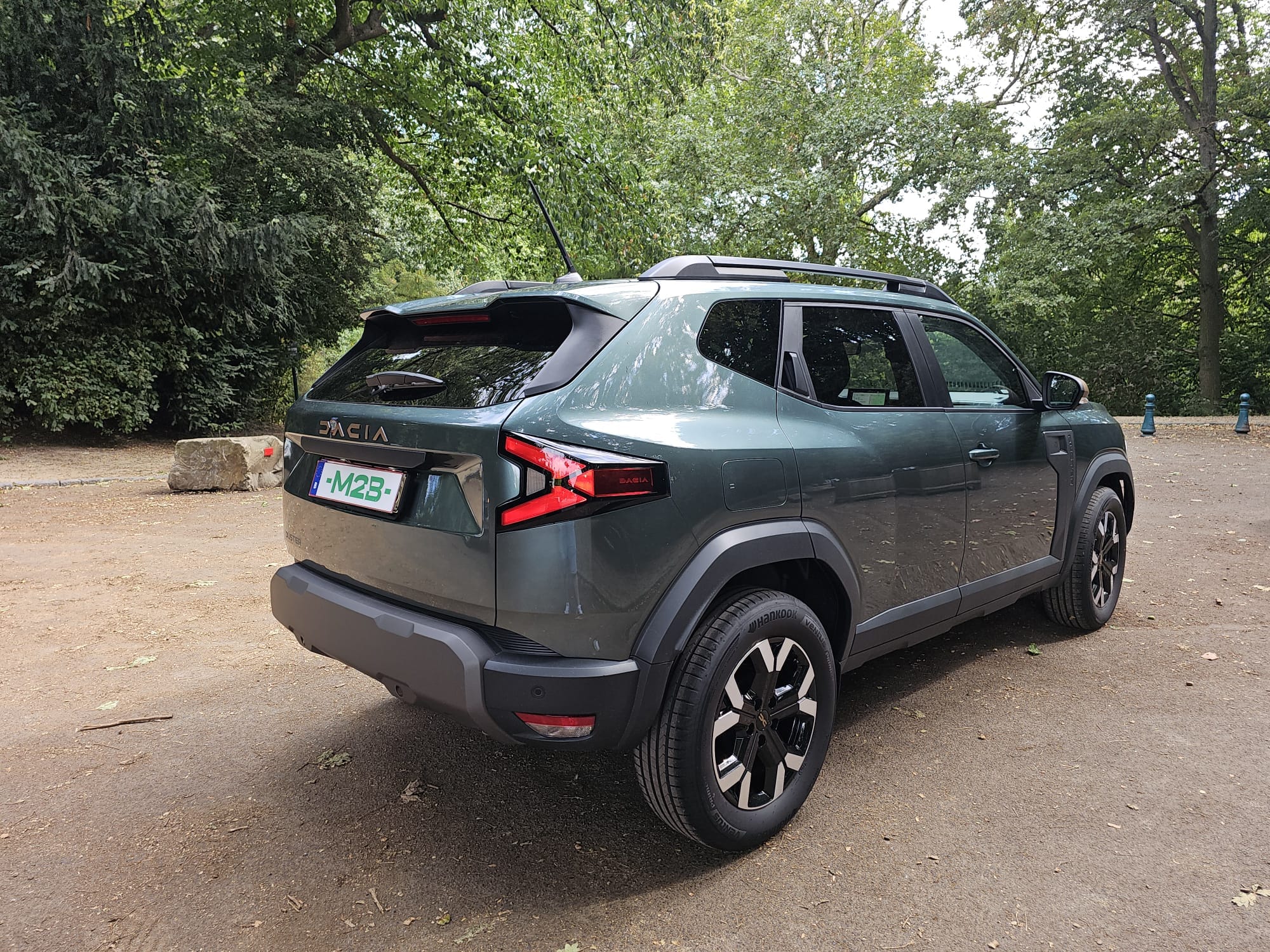 Dacia Duster Hybride with Air conditioning