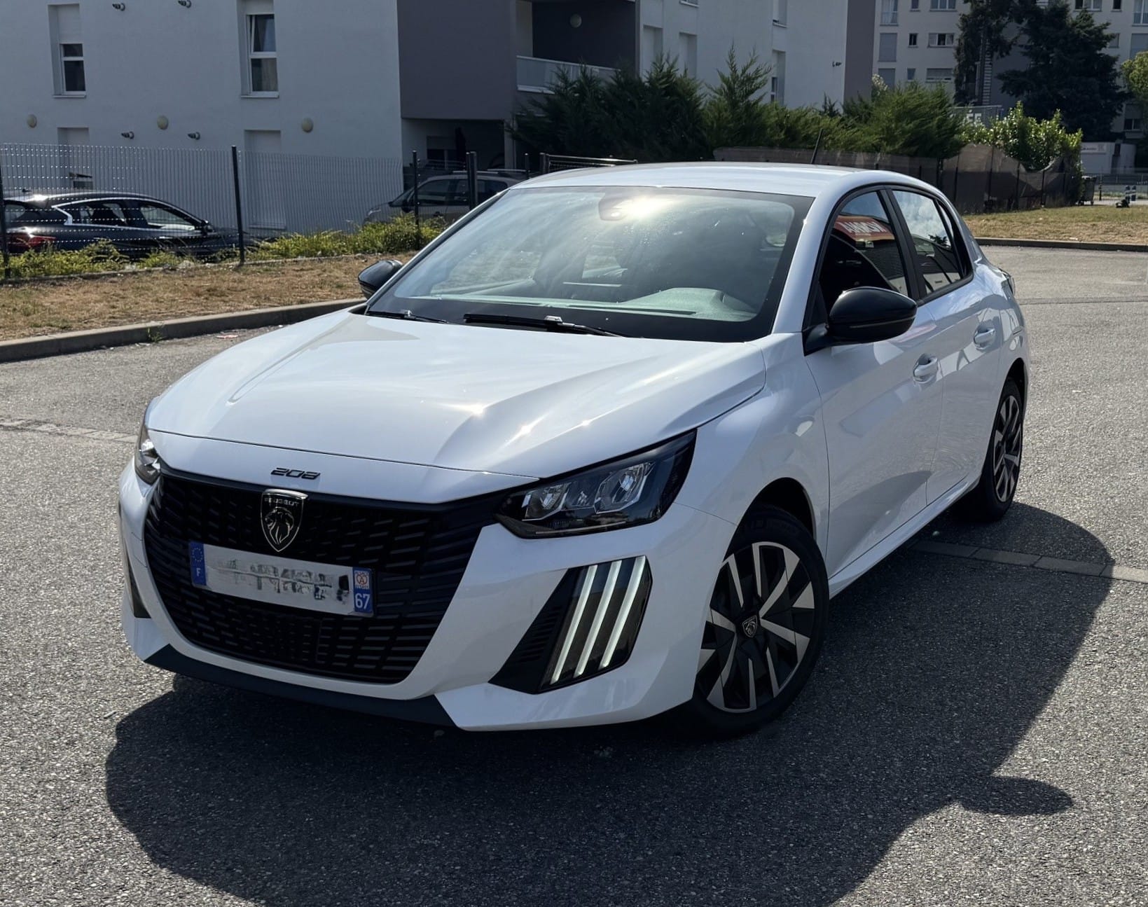 Peugeot 208, 2024, Essence 95