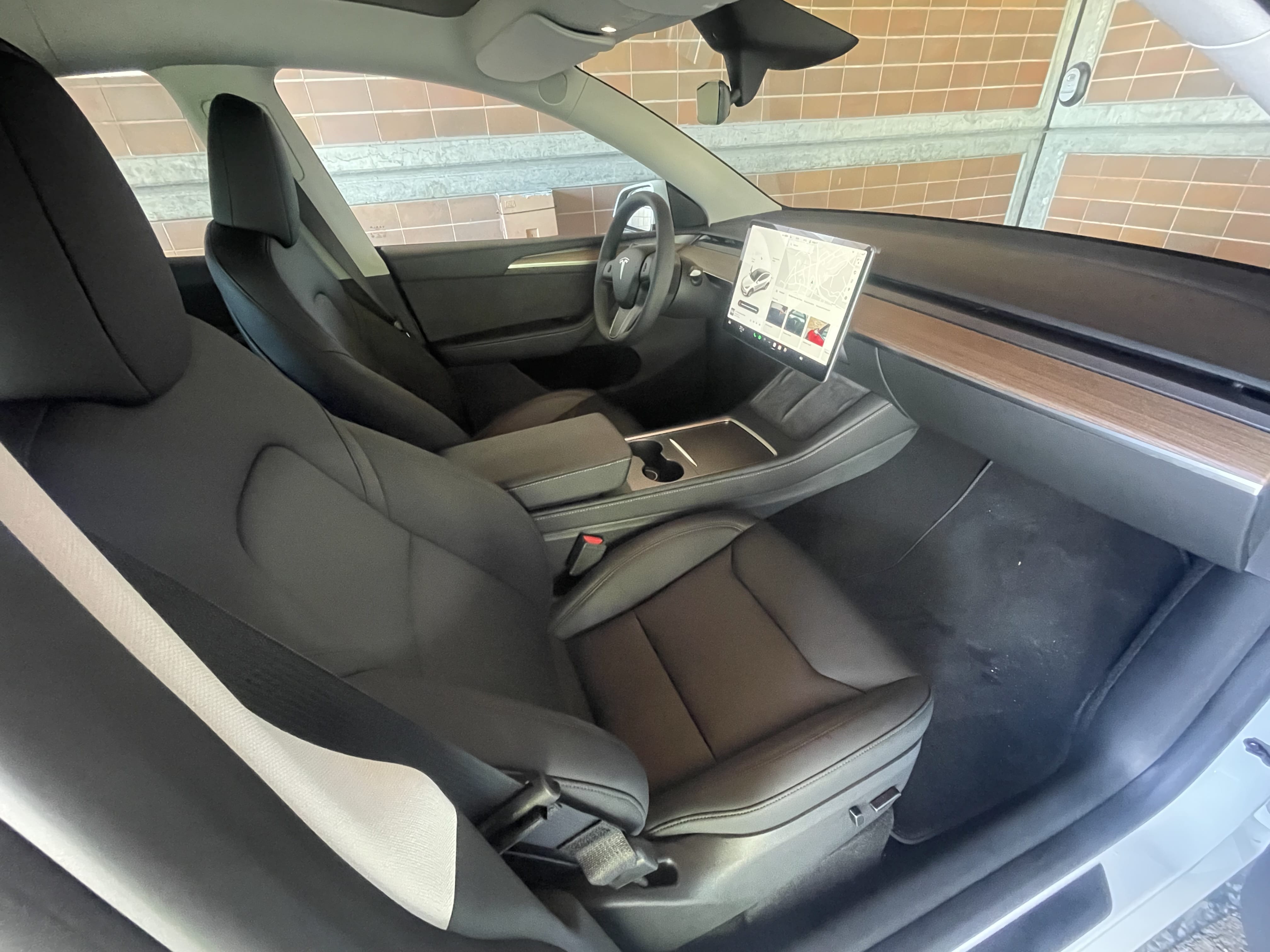 Tesla Model Y Long Range med Aircondition