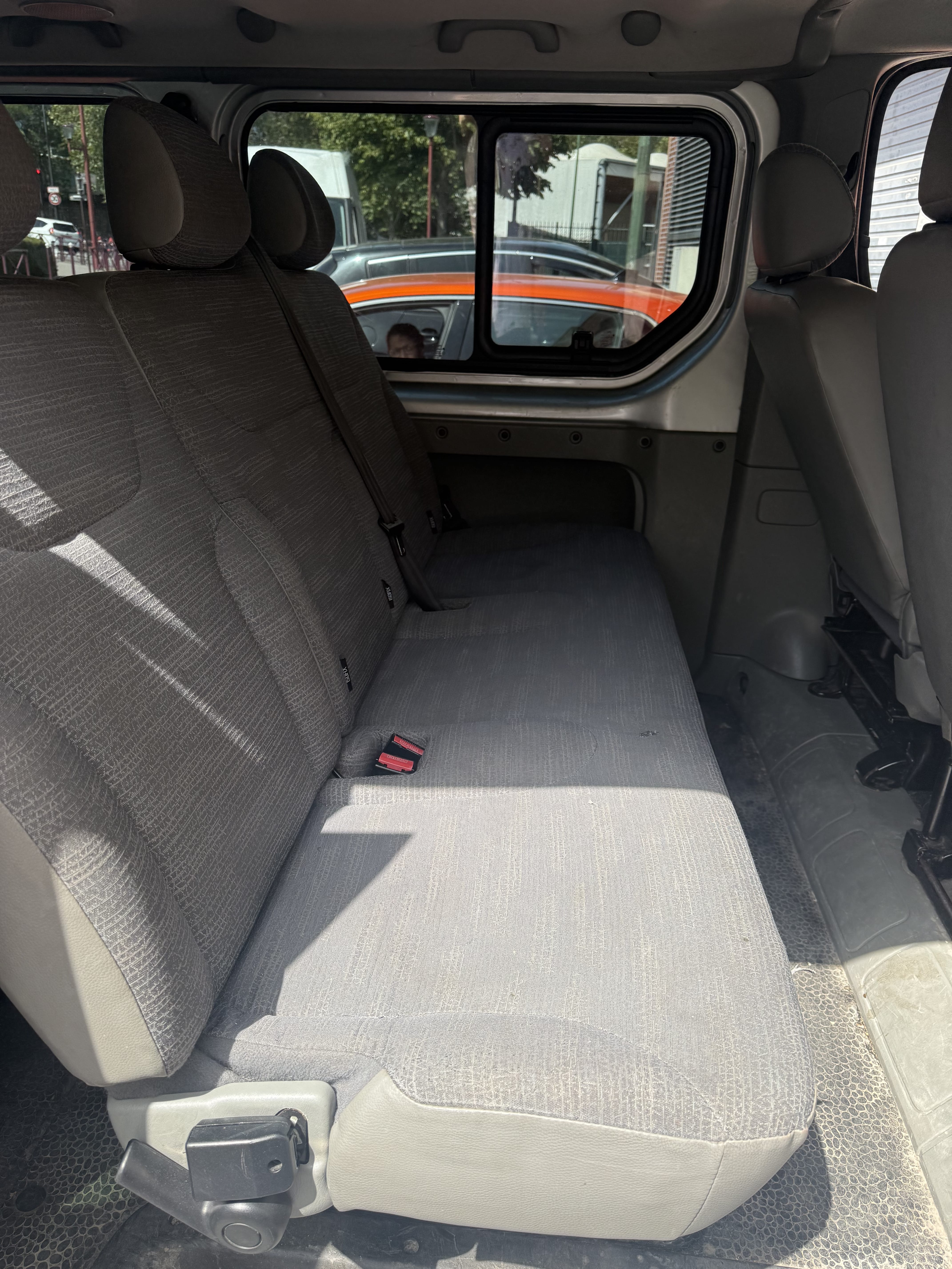 Renault Trafic Passenger 9 places avec Attelage