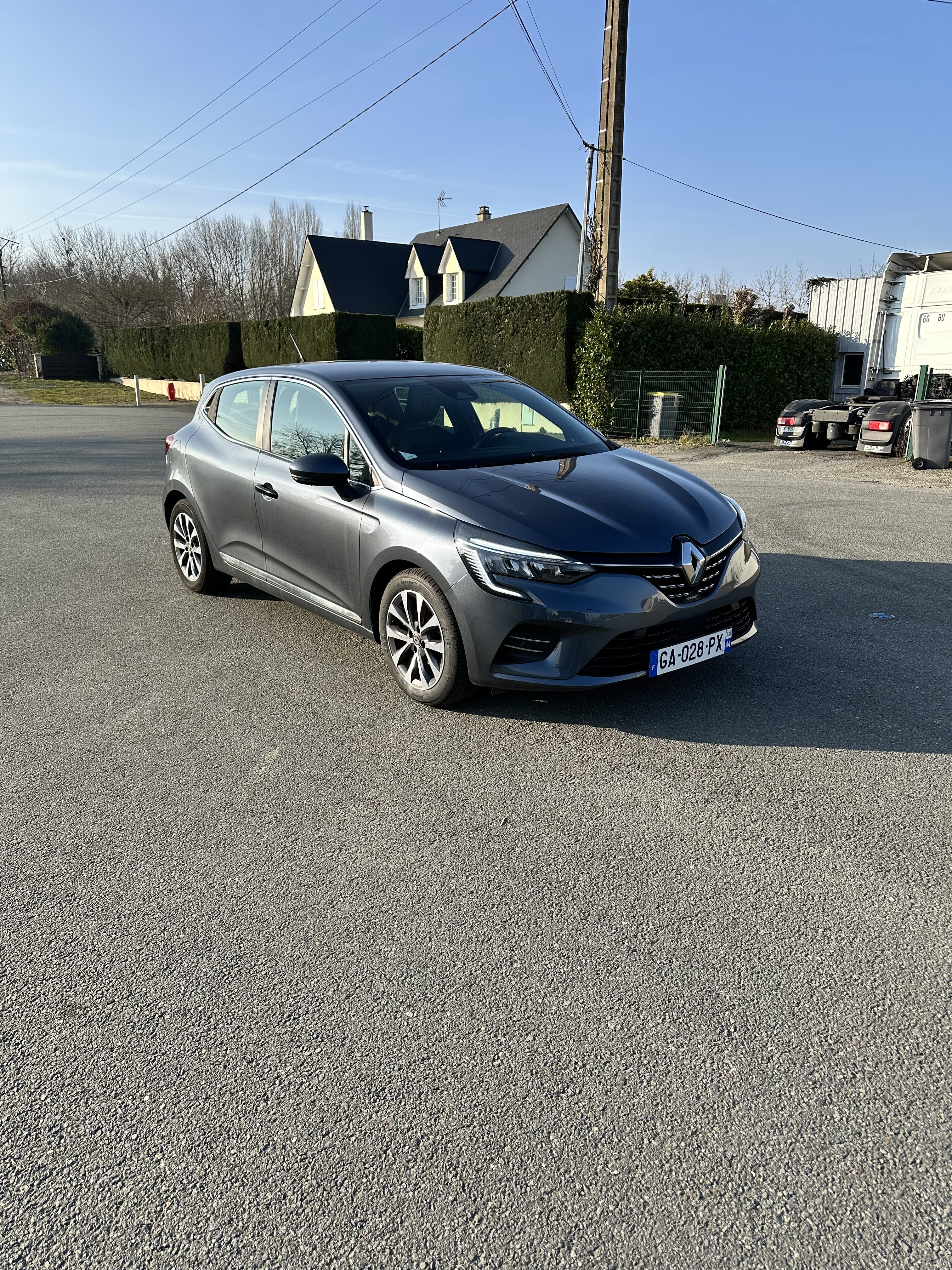 Renault Clio, 2021, Essence 98