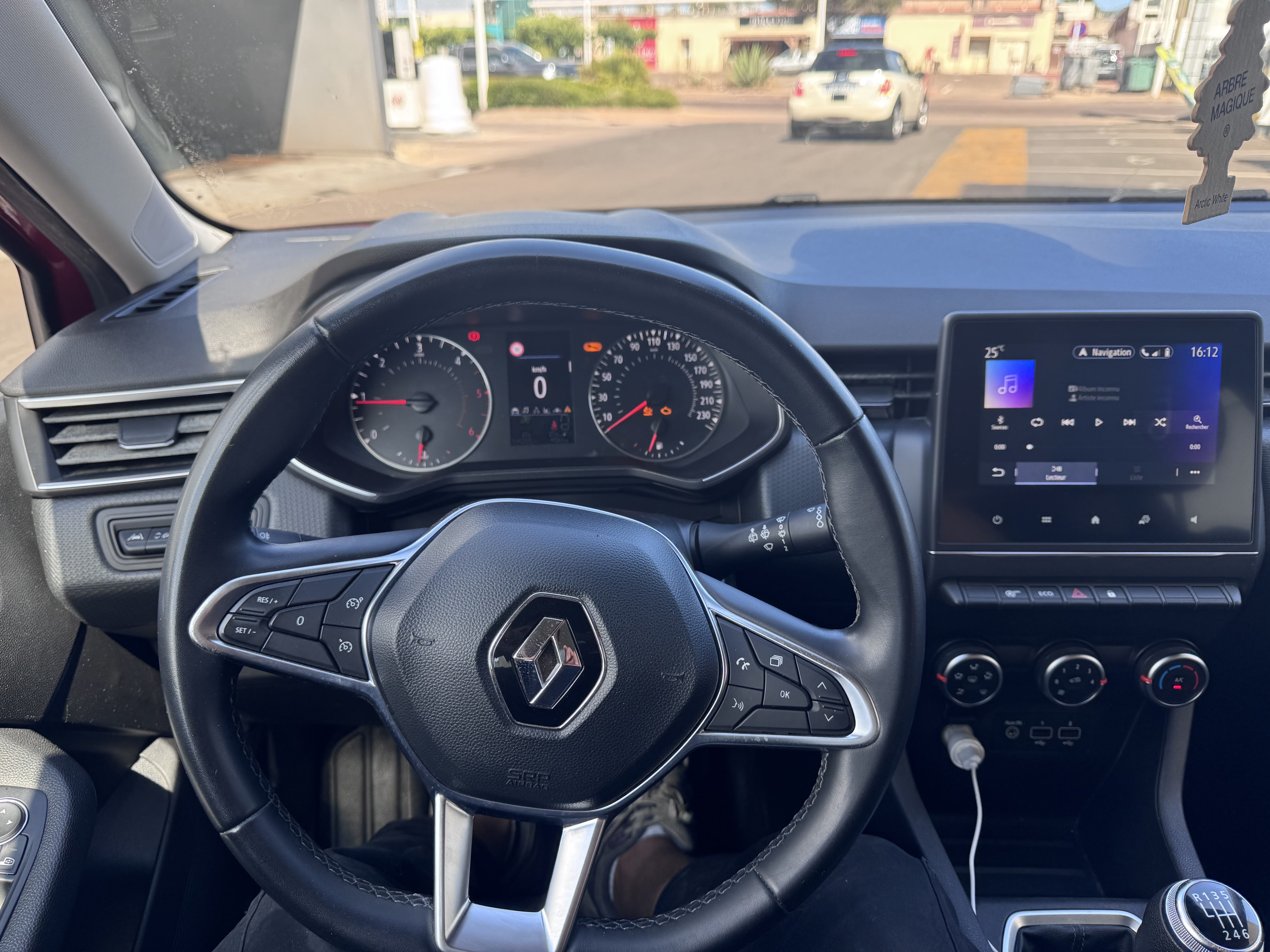 Renault Clio avec Régulateur de vitesse