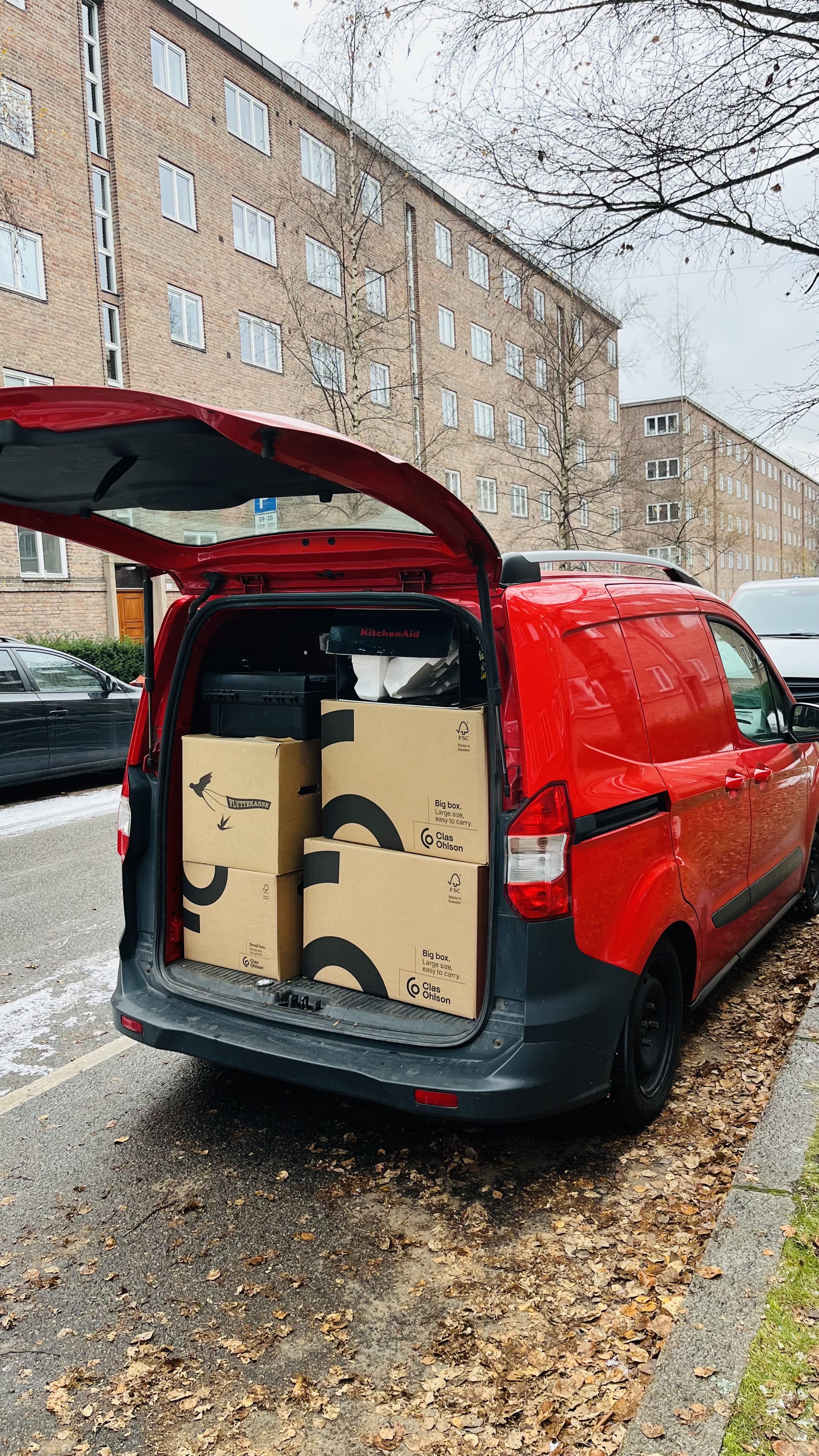 Ford Transit Courier Varebil med Bilradio