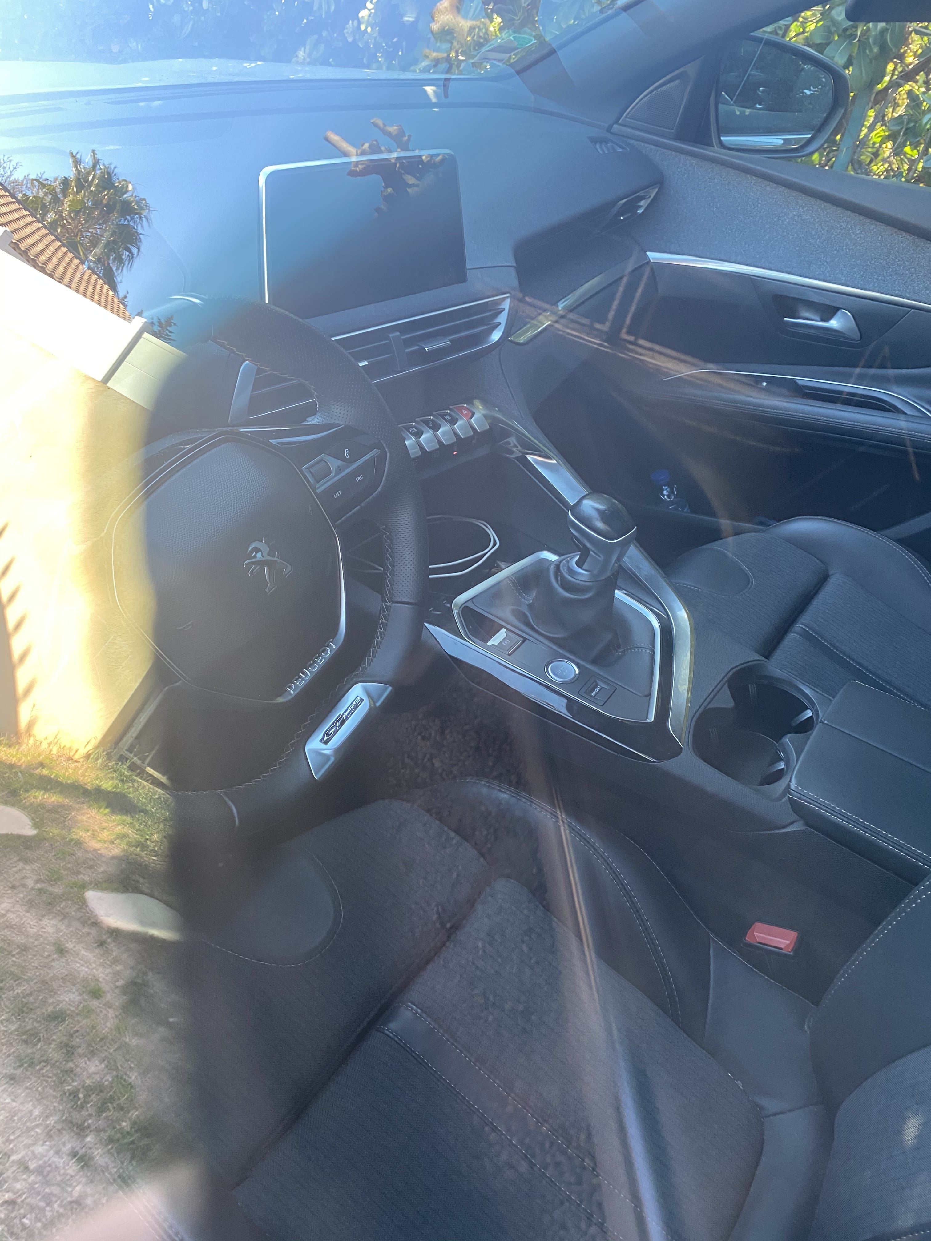 Peugeot 3008 2.0 avec GPS