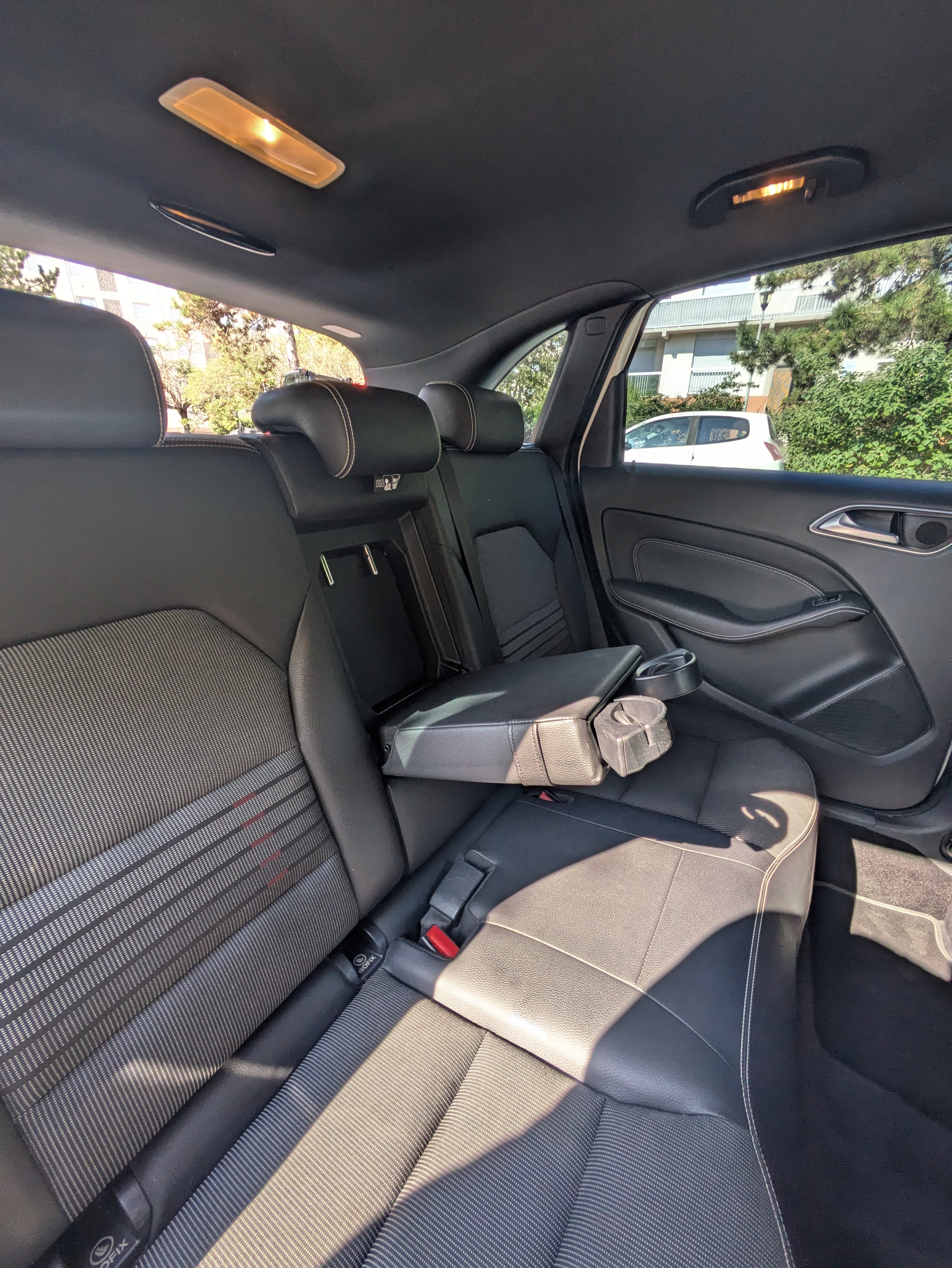 Mercedes-Benz Classe B avec Audio Bluetooth