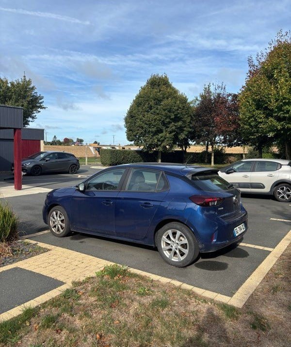 Opel Corsa avec Climatisation