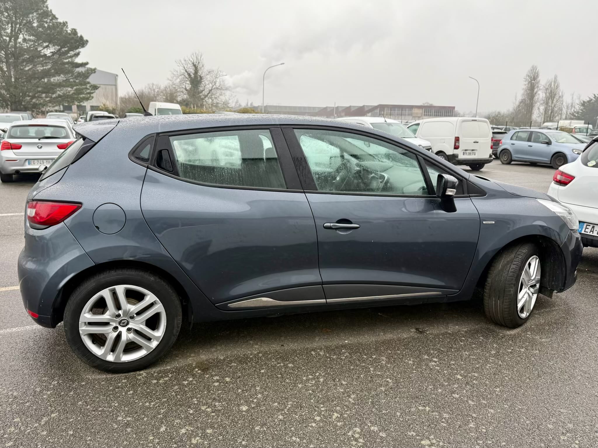 Renault Clio avec Climatisation