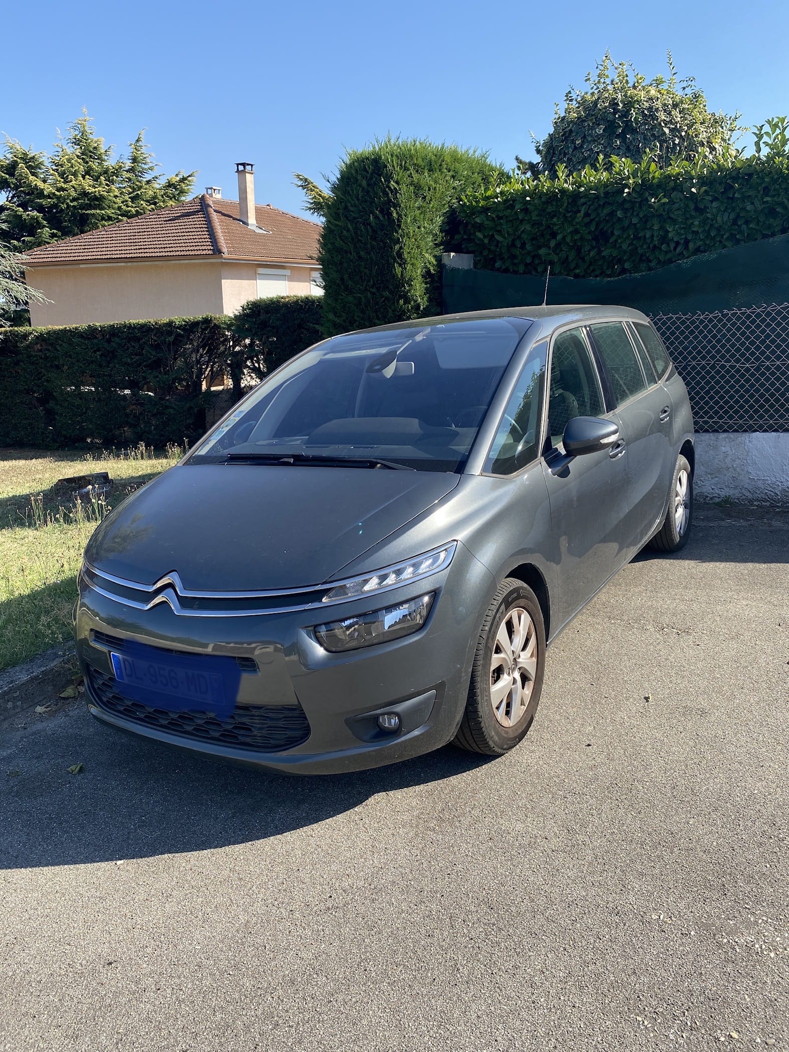 Citroen C4 Grand Picasso avec Siège bébé