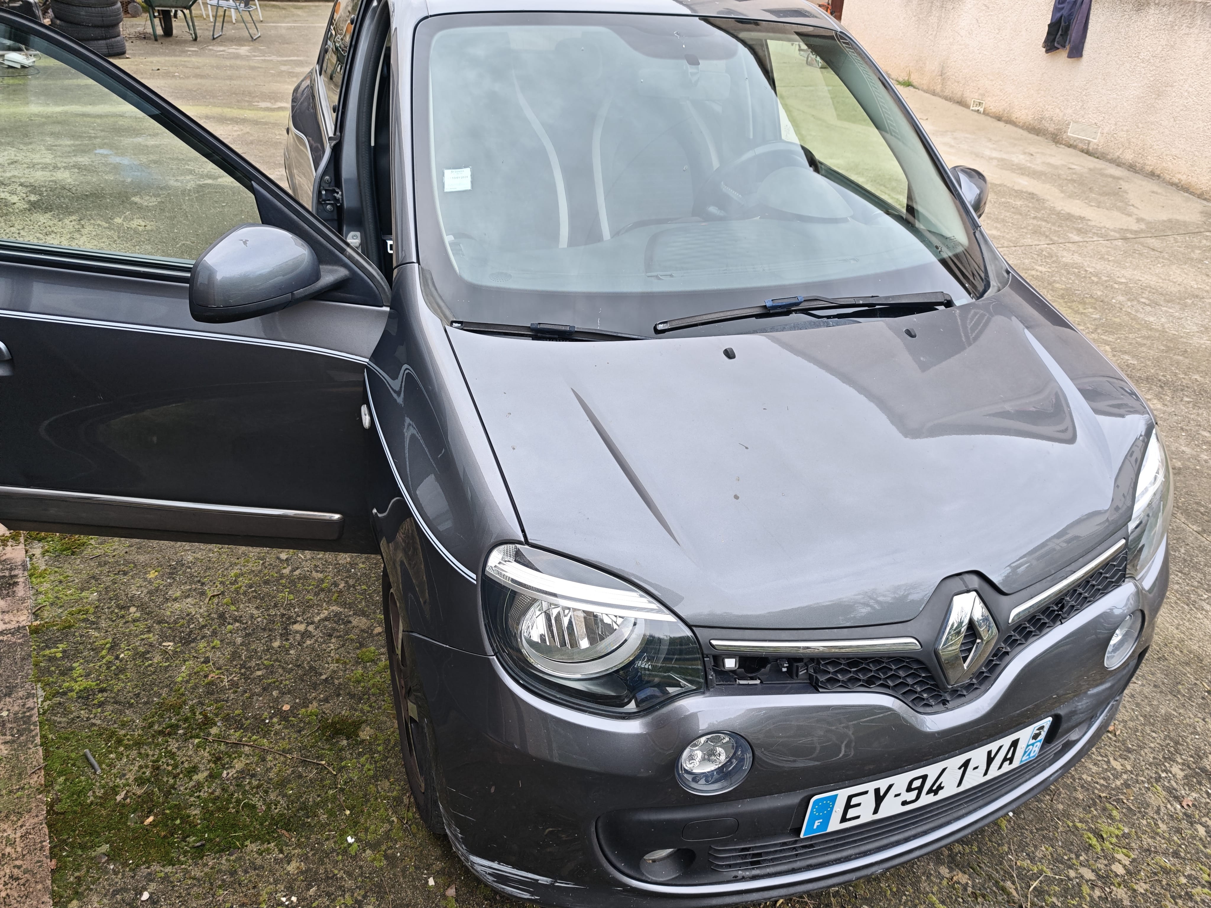Renault Twingo III avec Climatisation