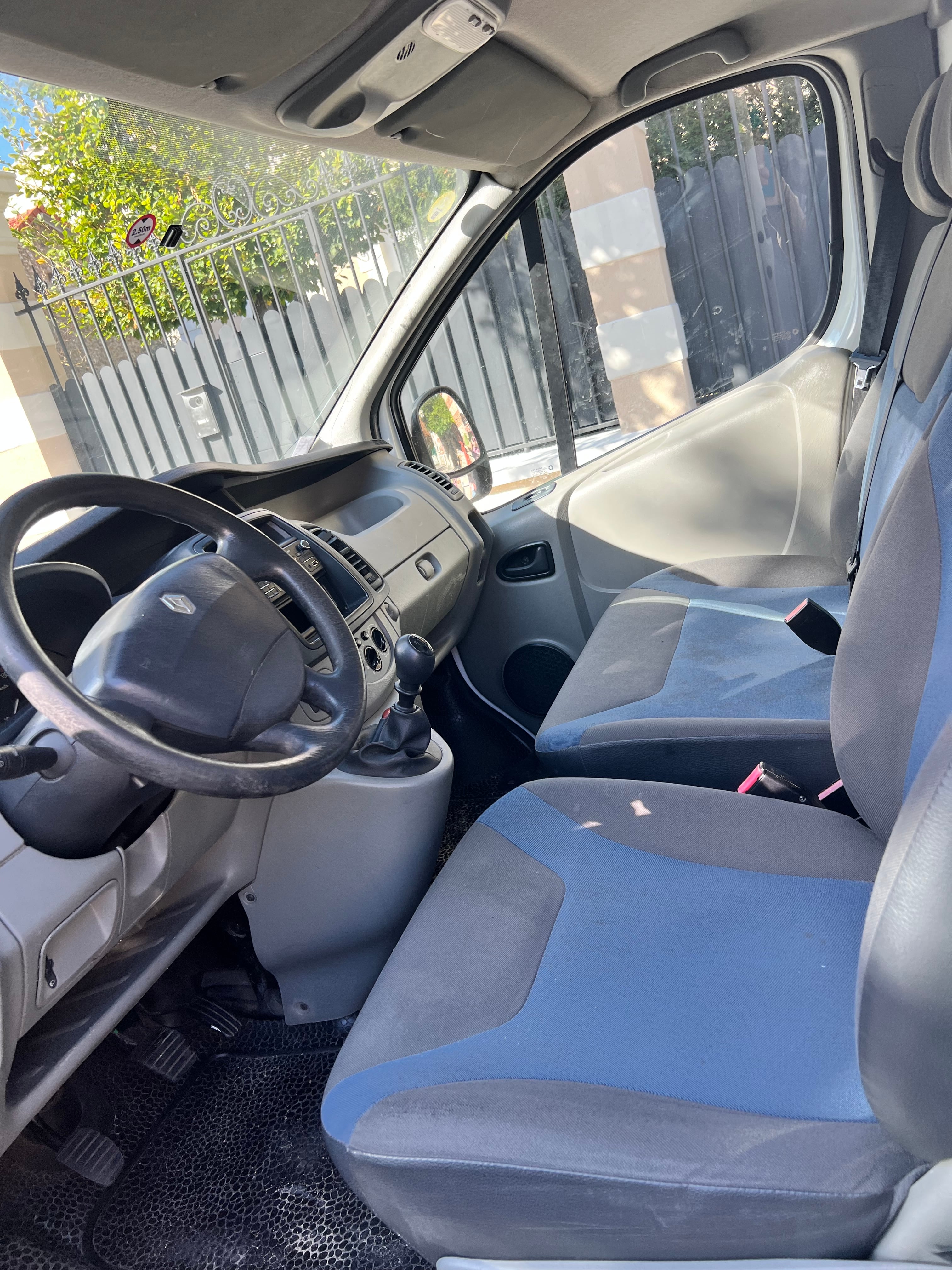 Renault Trafic DCI 9 m3 - Clim - Bluetooth - Radars - Diable avec Audio Bluetooth