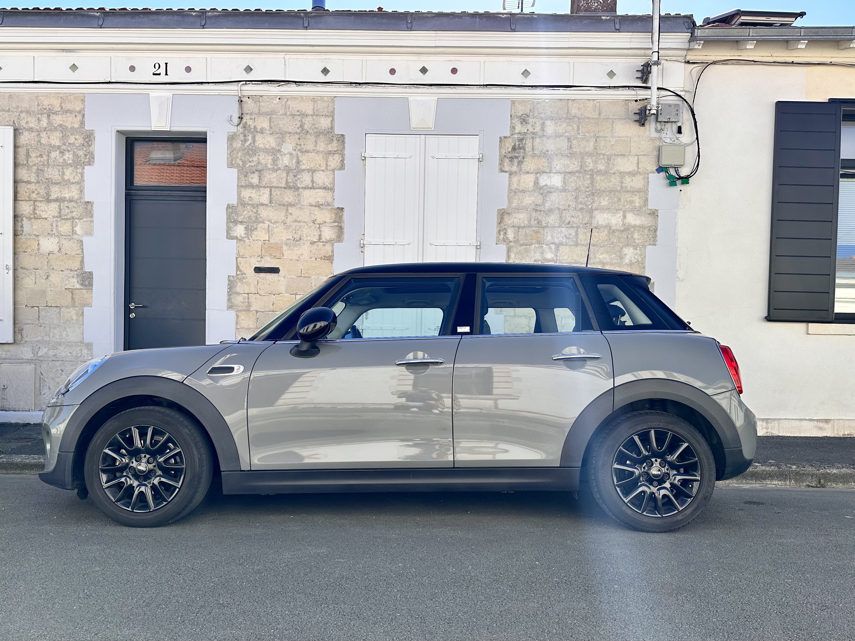 Mini Cooper 5 portes avec Climatisation