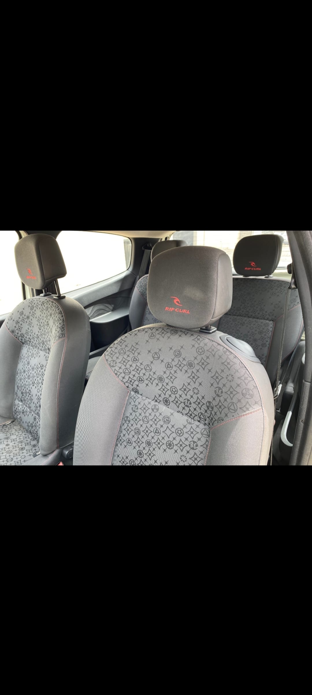 Renault Twingo II RIP CURL avec Pneus neige