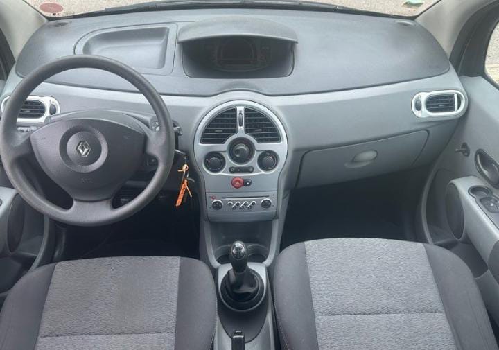 Renault Modus avec Pneus neige