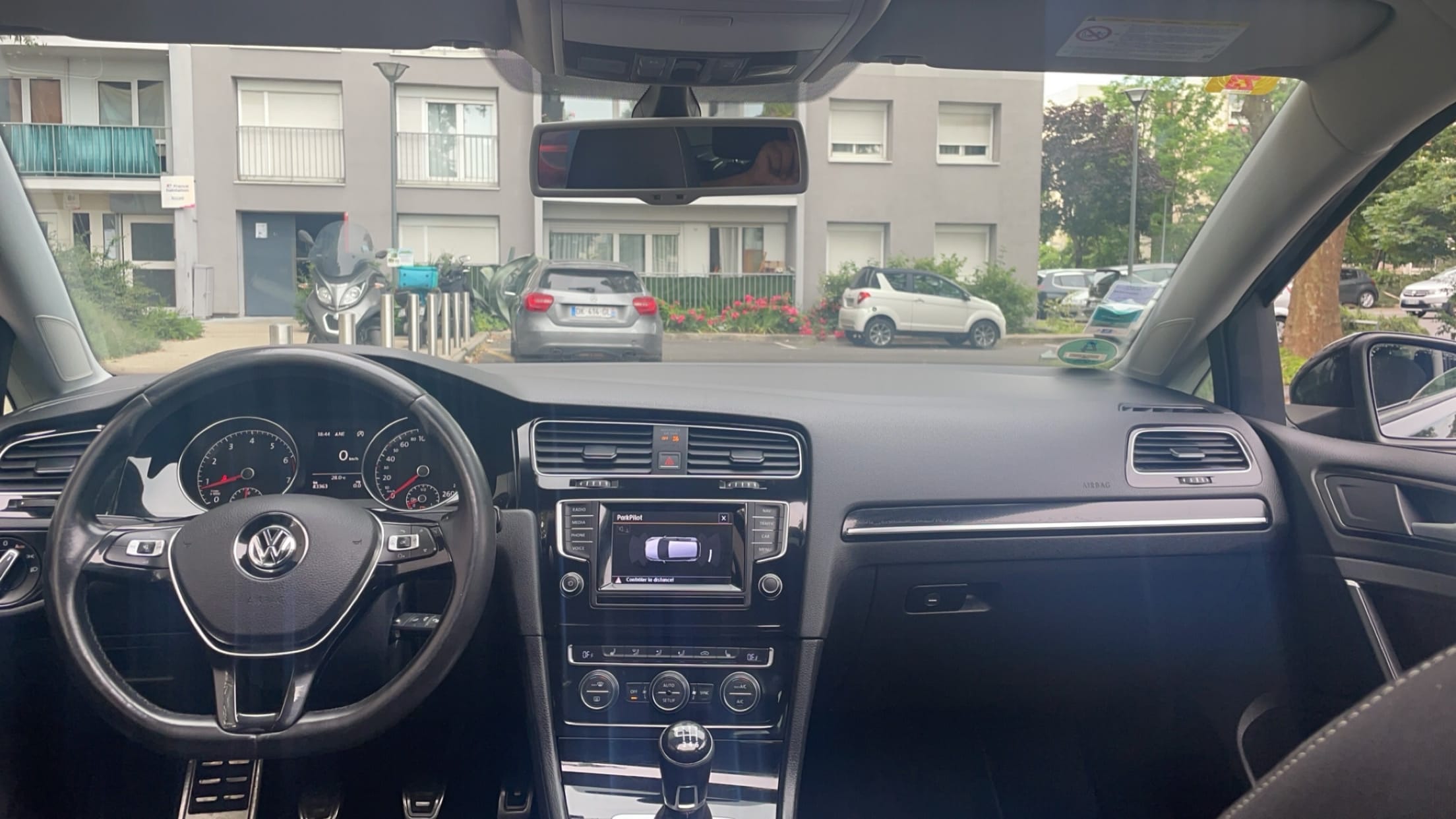 Volkswagen Golf avec Siège bébé