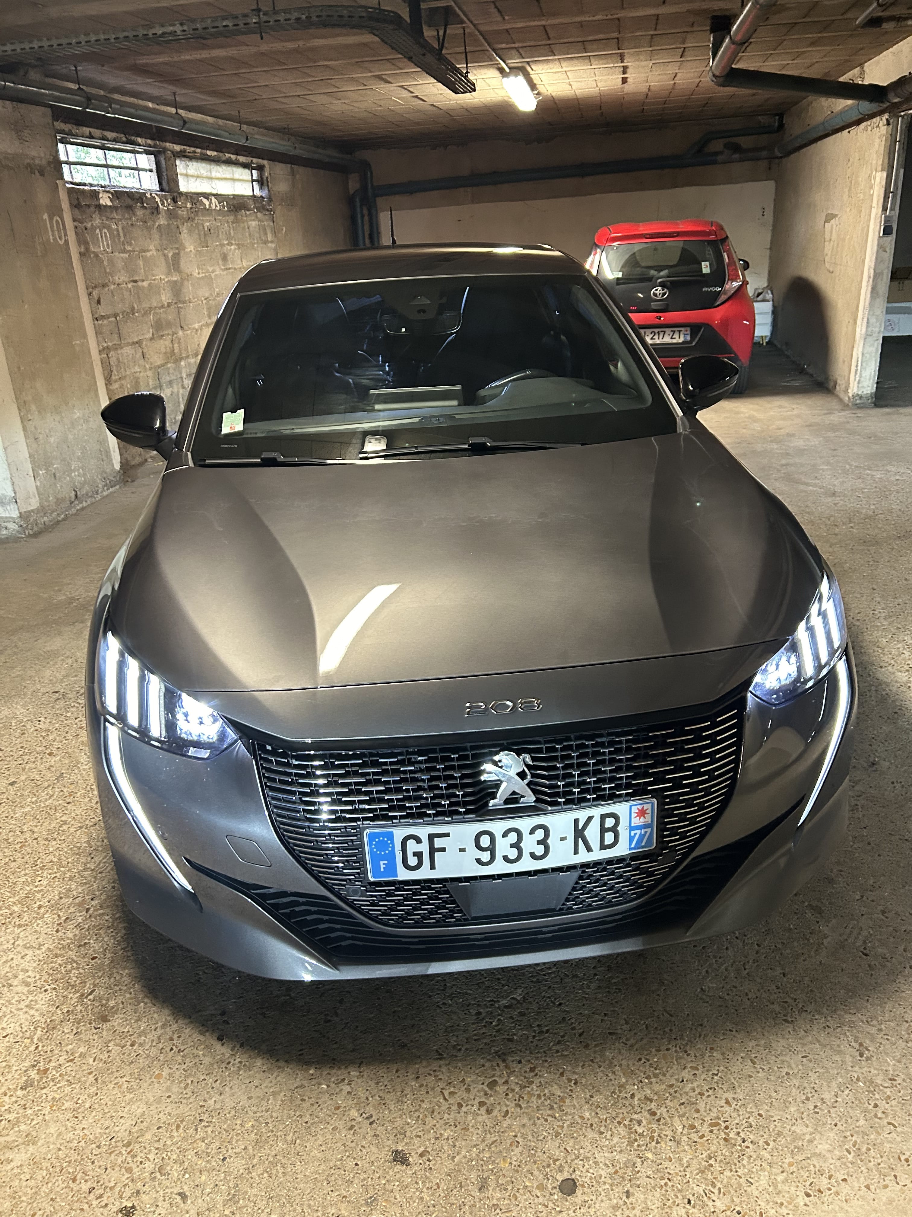 Peugeot 208 GT Line, 2022, Essence 98