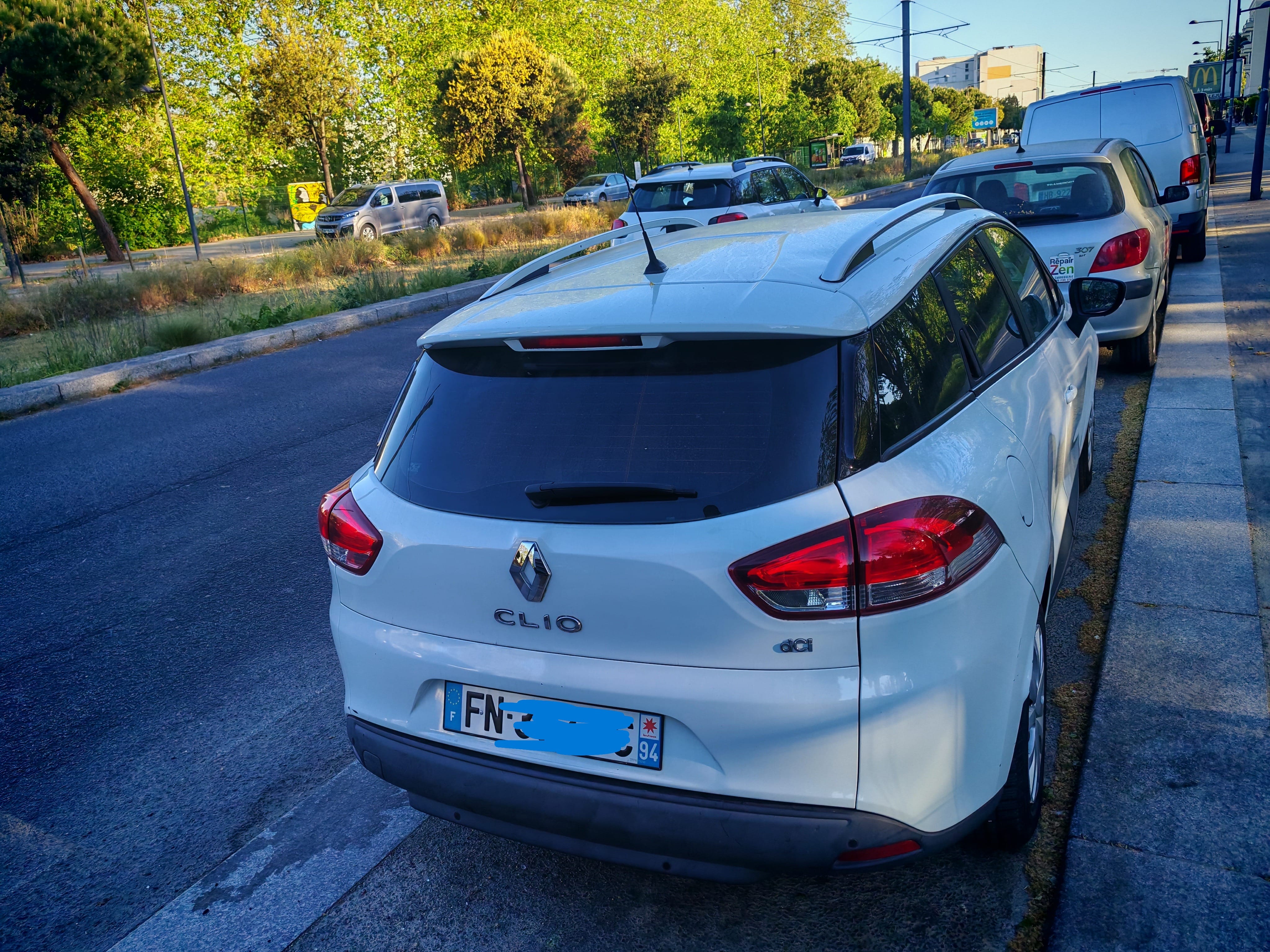 Renault Clio avec Climatisation