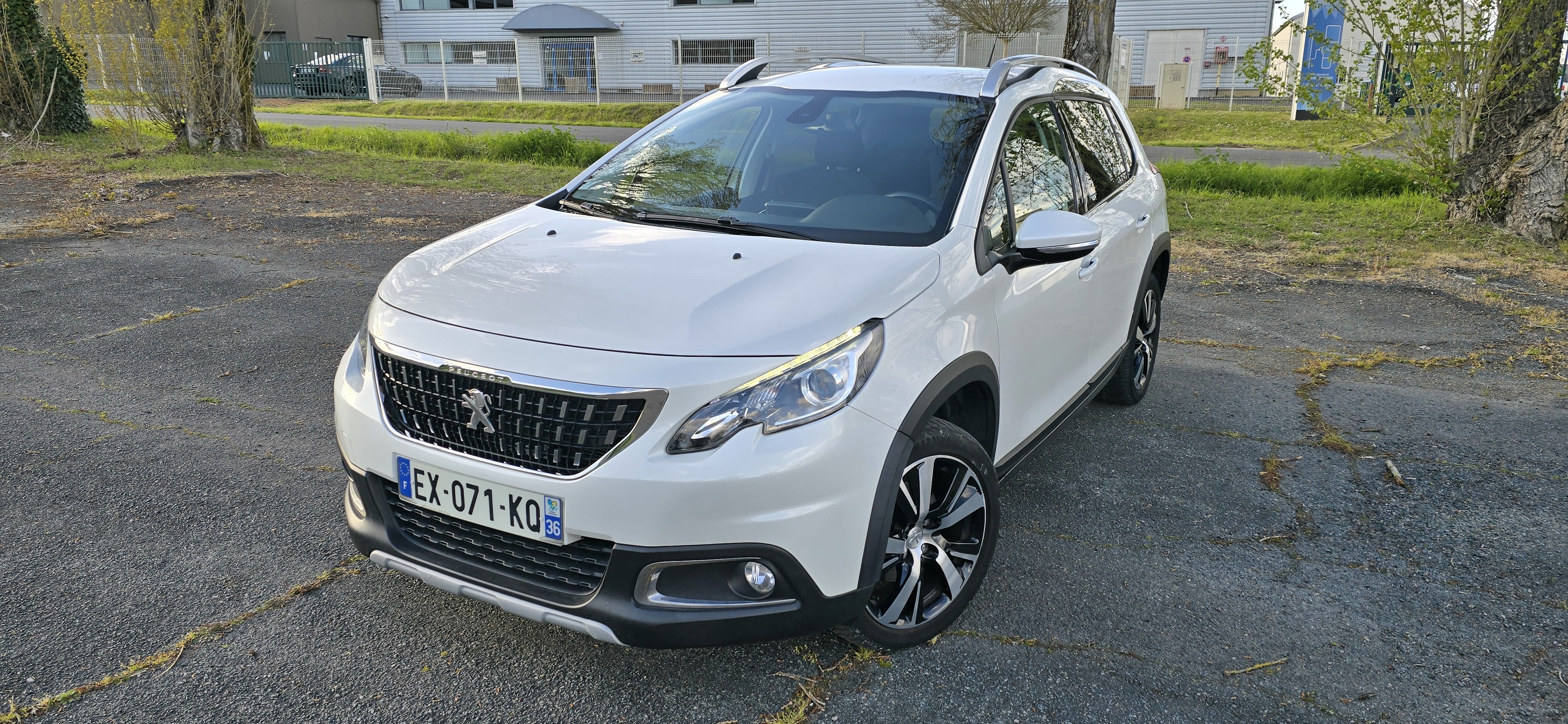 Peugeot 2008, 2017, Essence 95