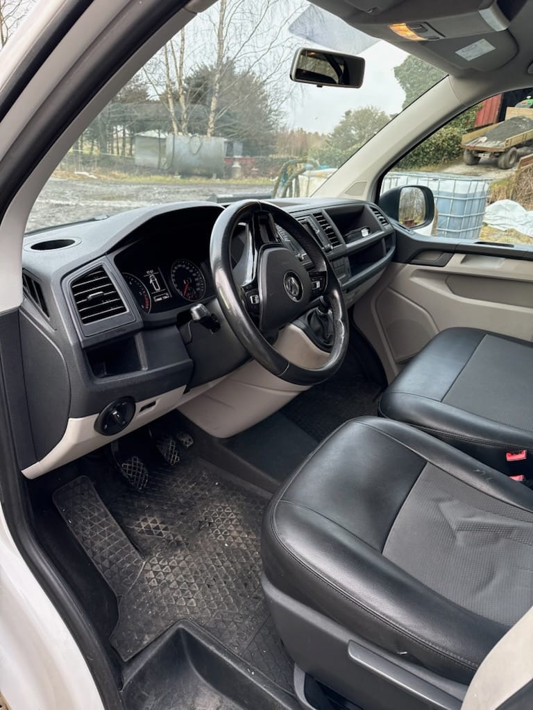 Volkswagen Transporter med Tilhengerfeste