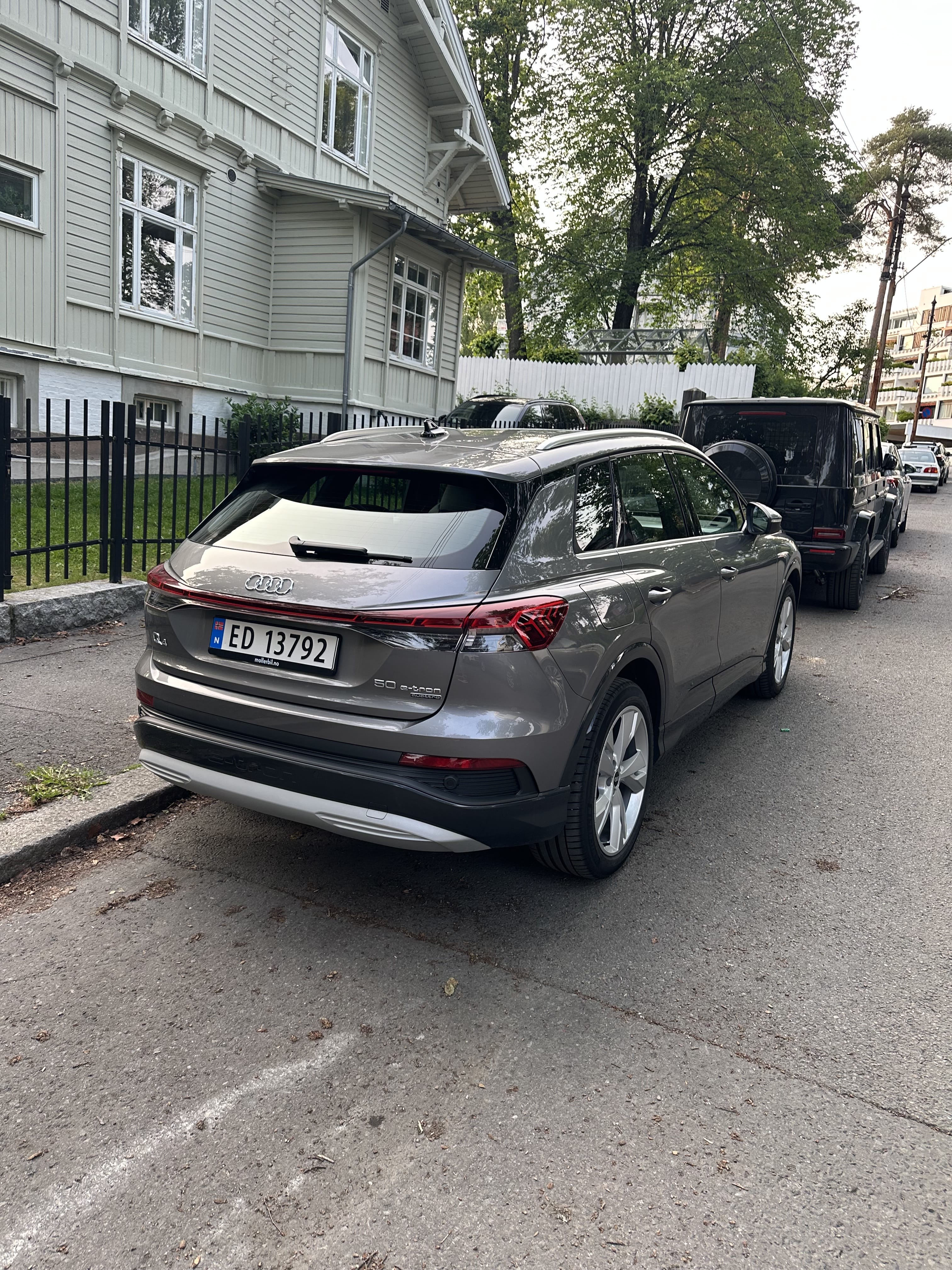 Audi Q4 50 e-tron quattro (AWD) med GPS