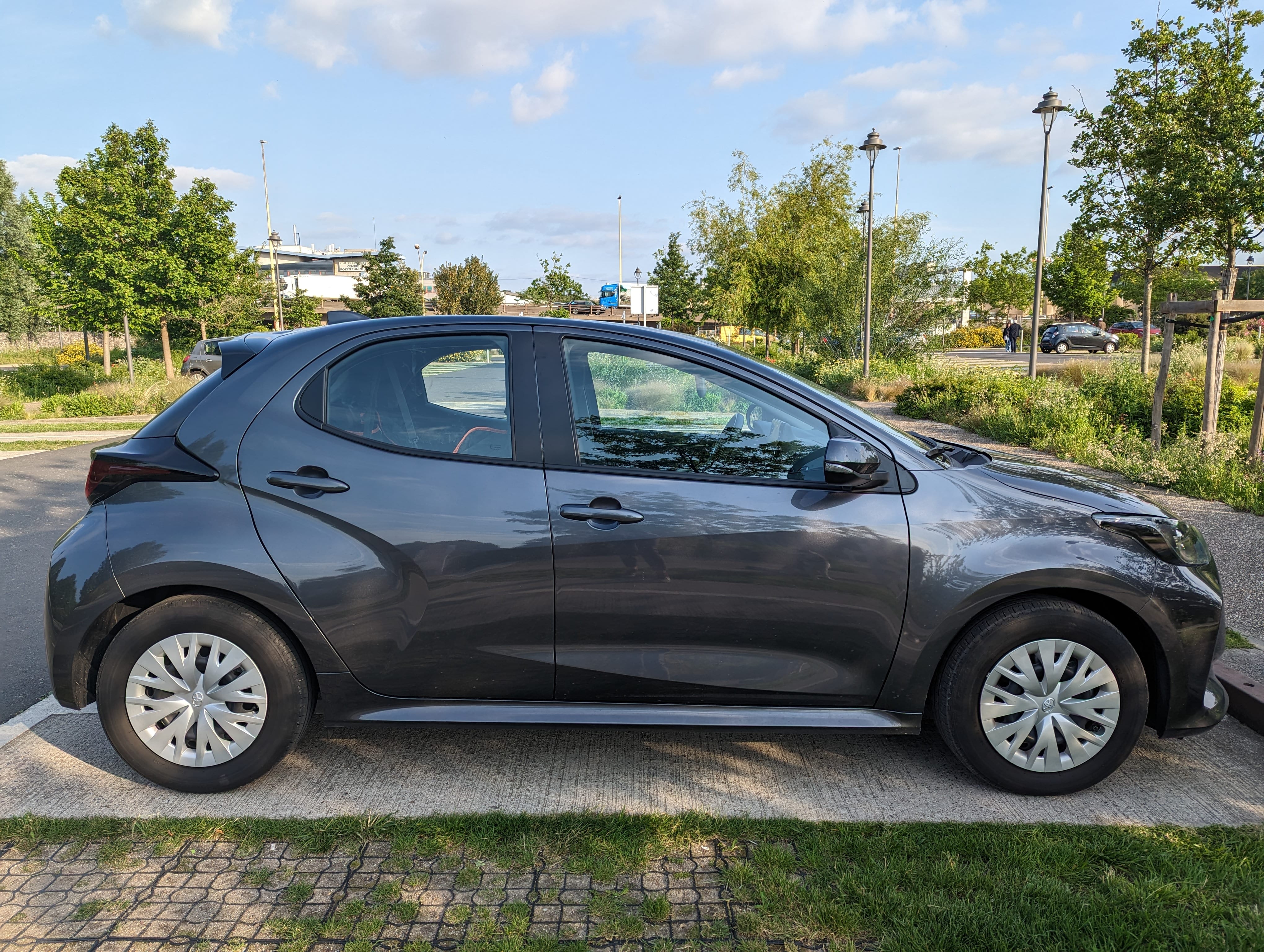Toyota Yaris Hybride avec Climatisation