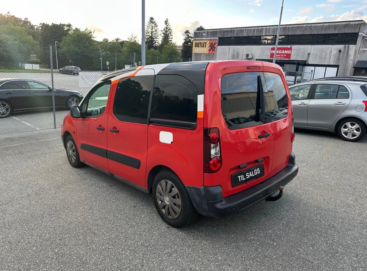 Peugeot Partner with Air conditioning