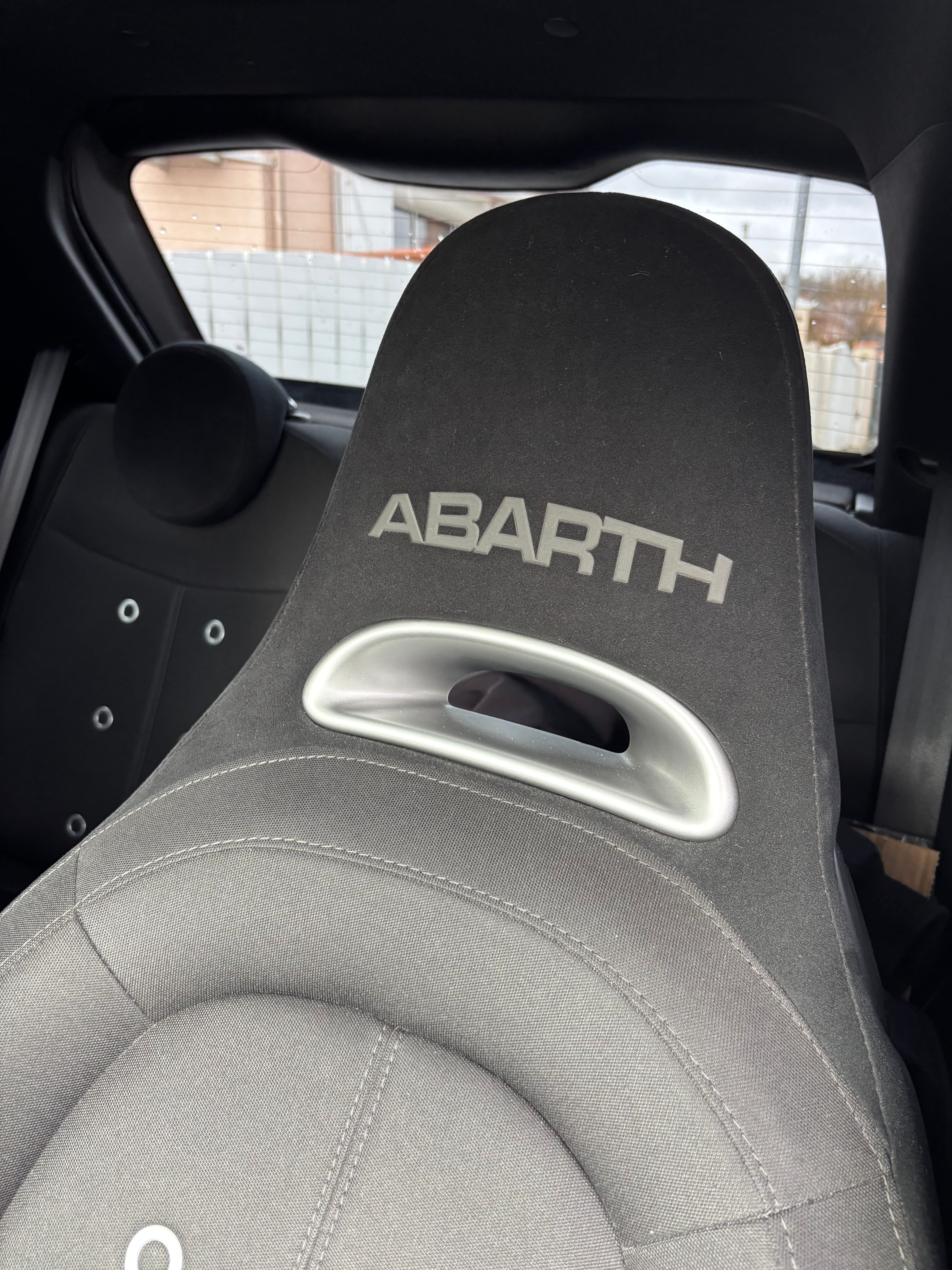 Fiat 500 Abarth avec Audio Bluetooth