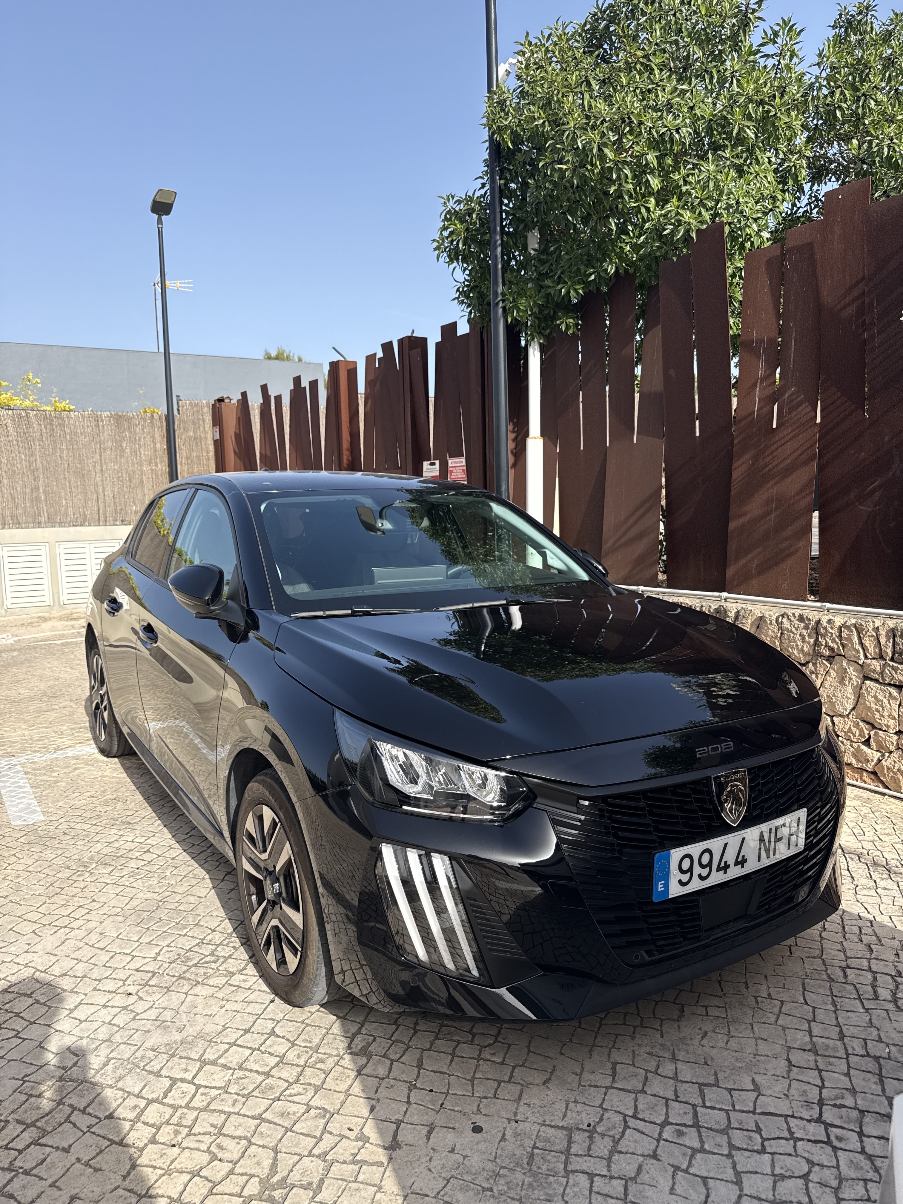 Peugeot 208, 2025, Gasolina 95, Automático