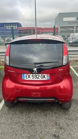 Peugeot iOn avec Régulateur de vitesse