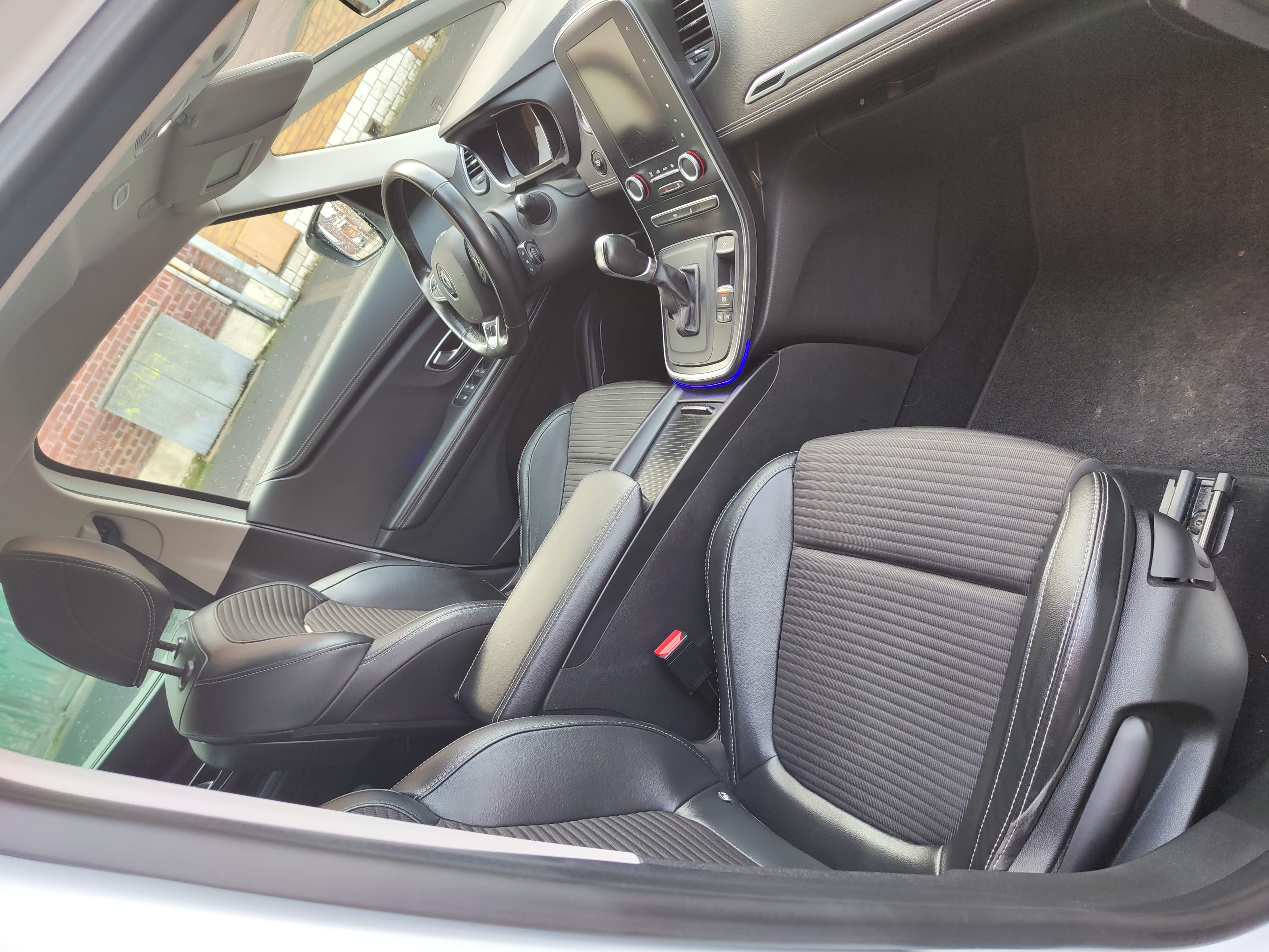Renault Scenic avec Caméra de recul