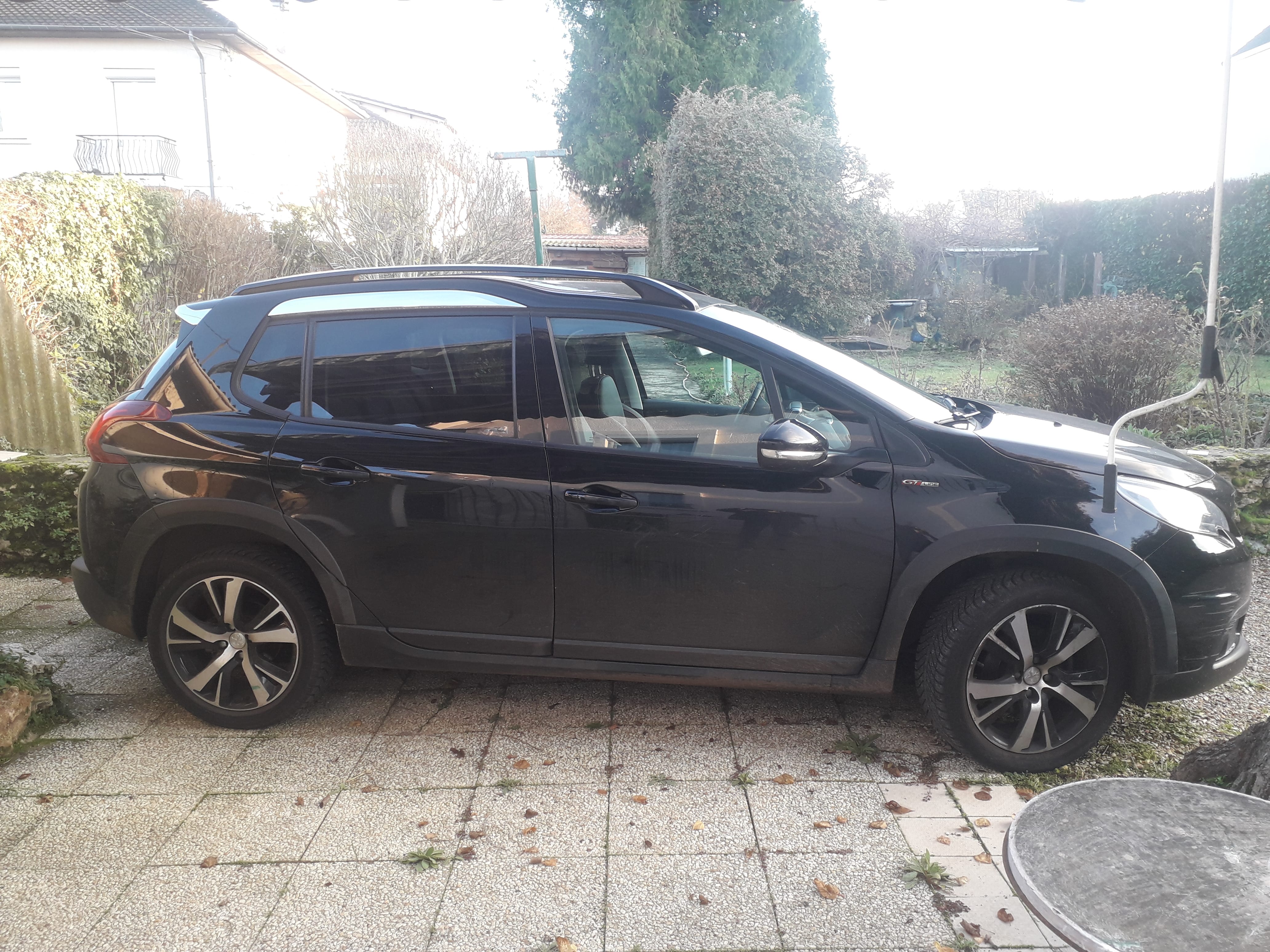 Peugeot 2008 1.2 PURETECH 110CH GT LINE avec Climatisation
