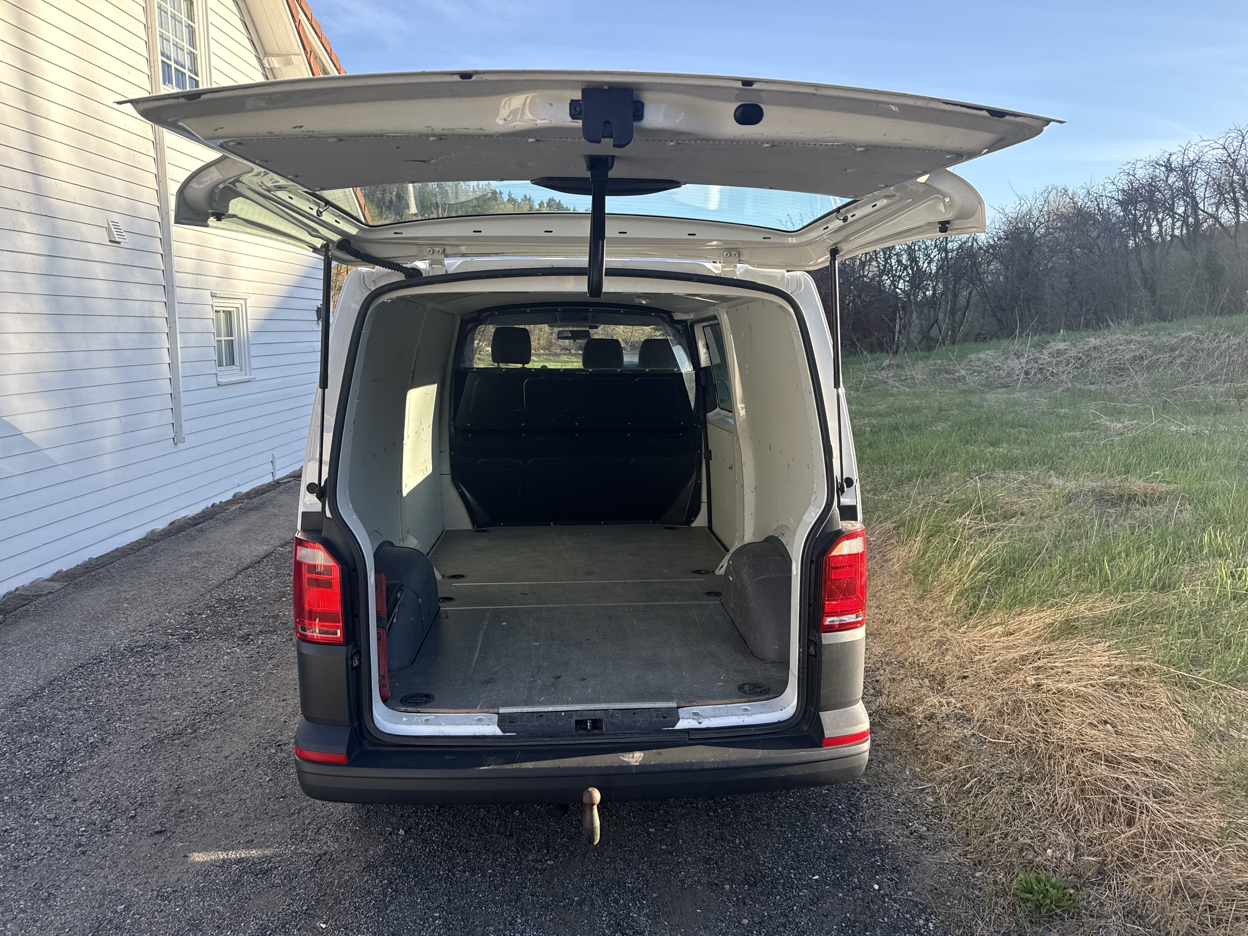Volkswagen Transporter med Bilradio