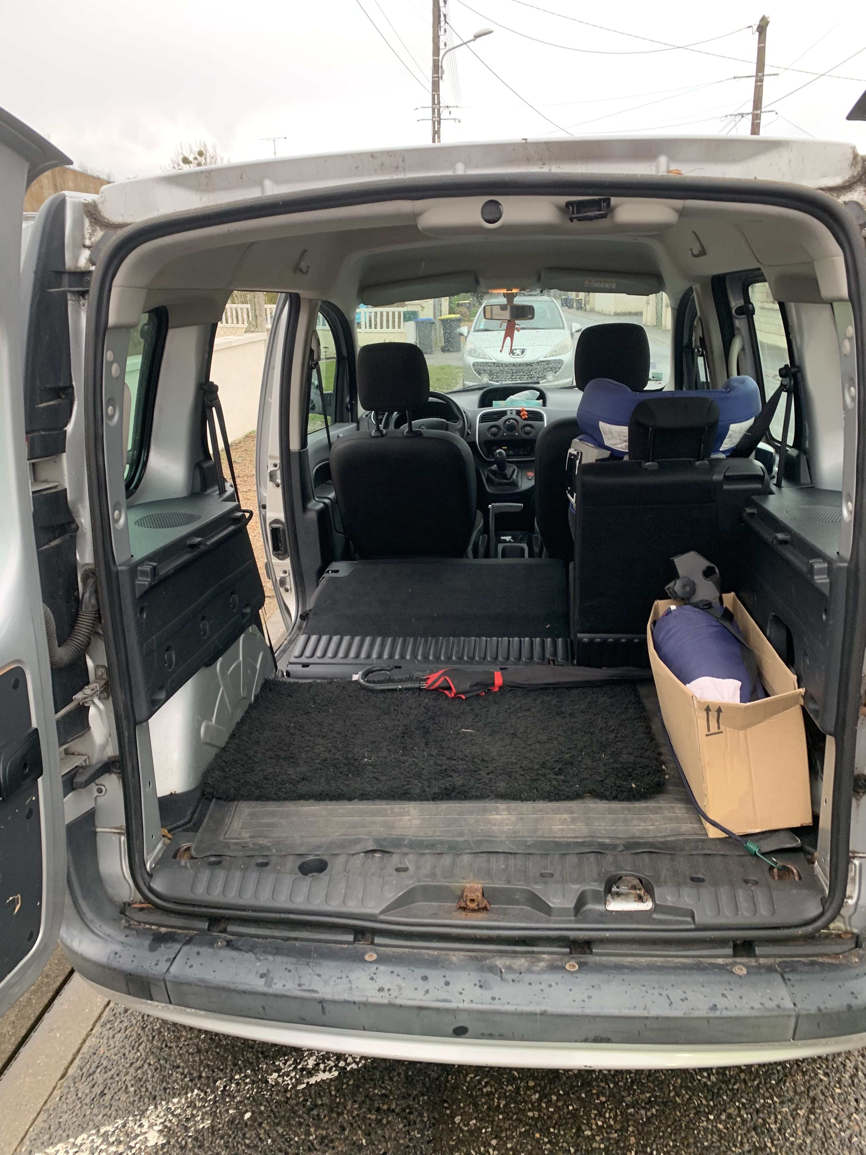 Renault Kangoo avec Entrée audio / iPod