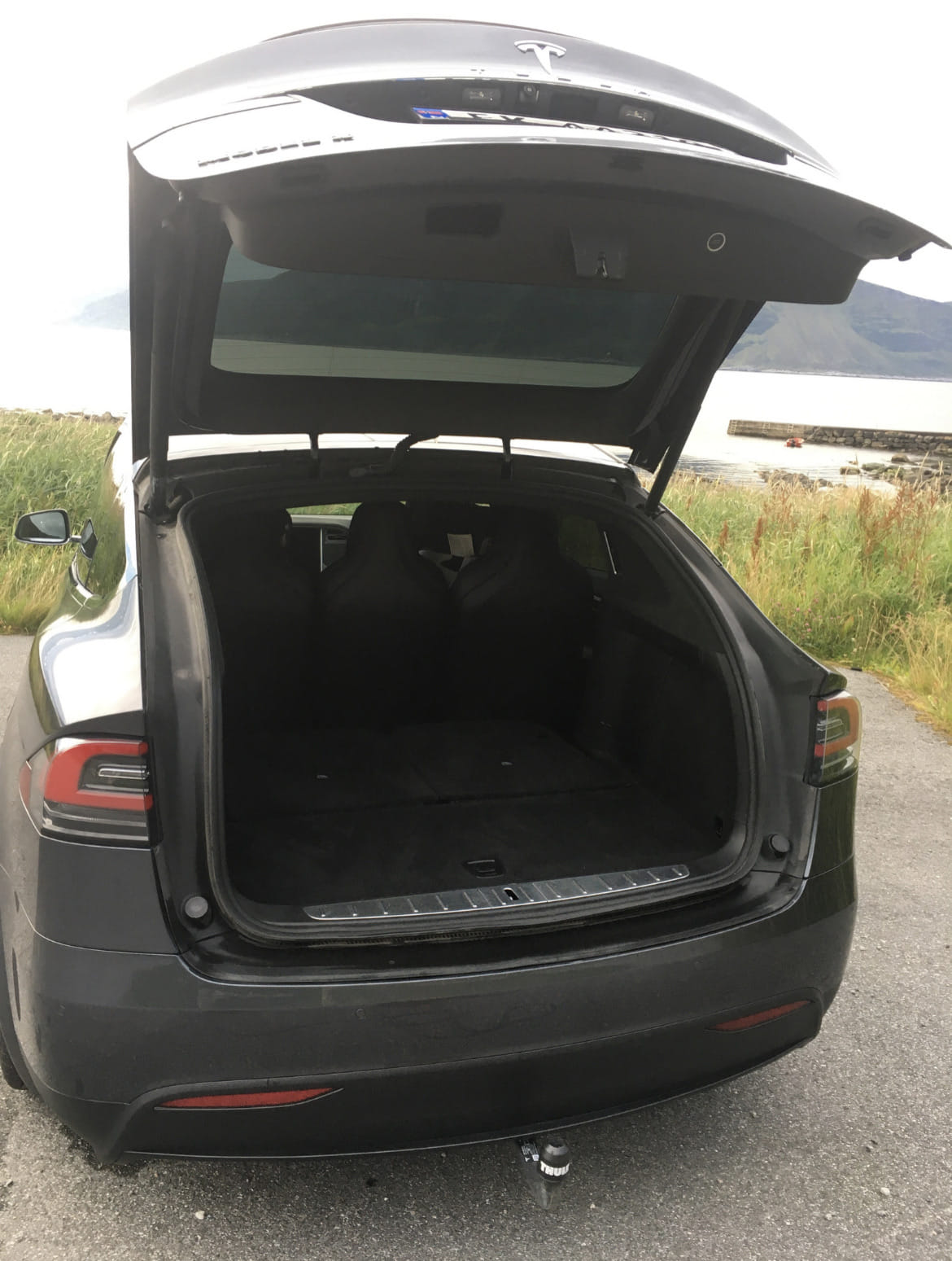 Tesla Model X med Firehjulstrekk