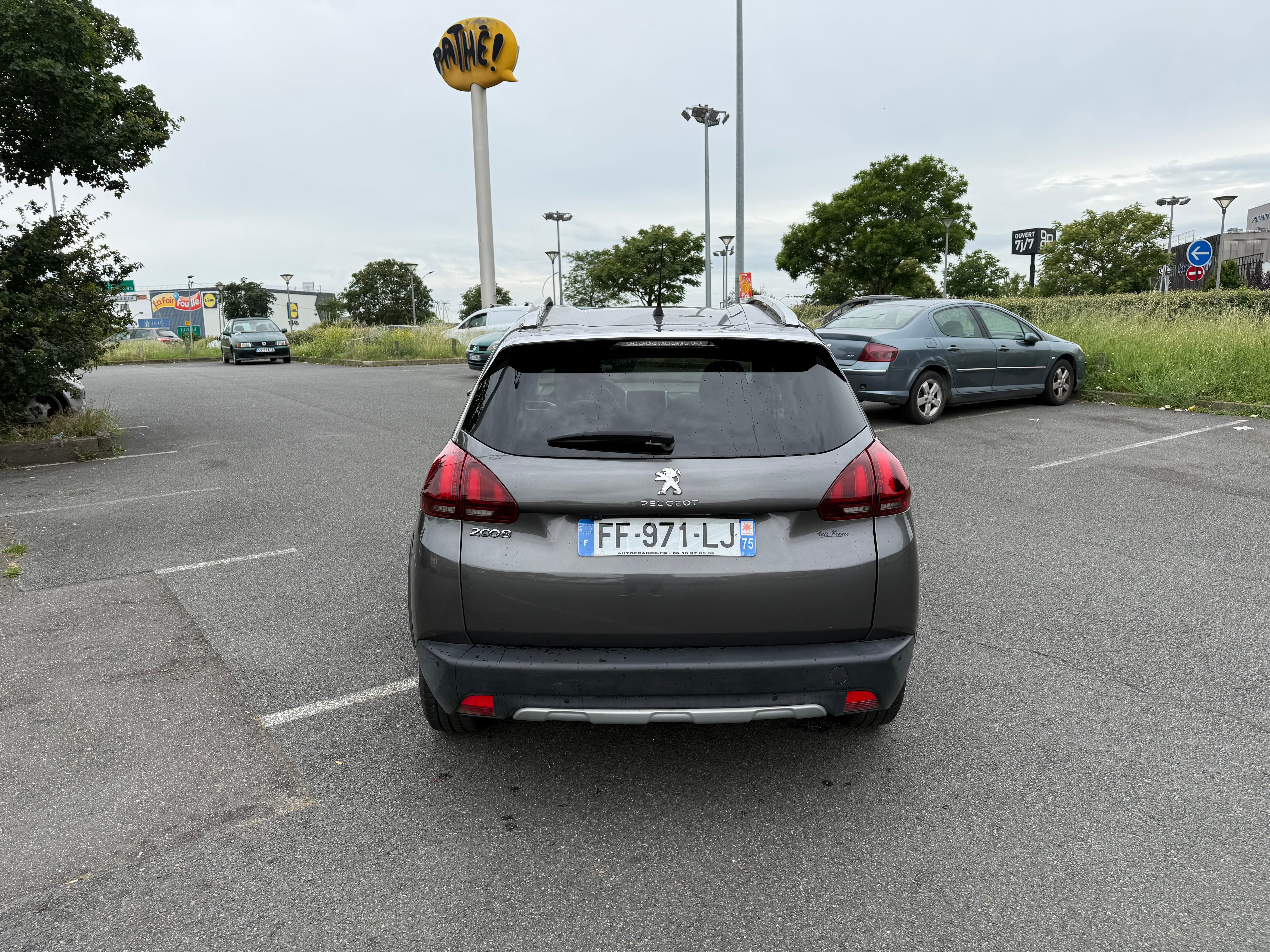Peugeot 2008 avec Caméra de recul
