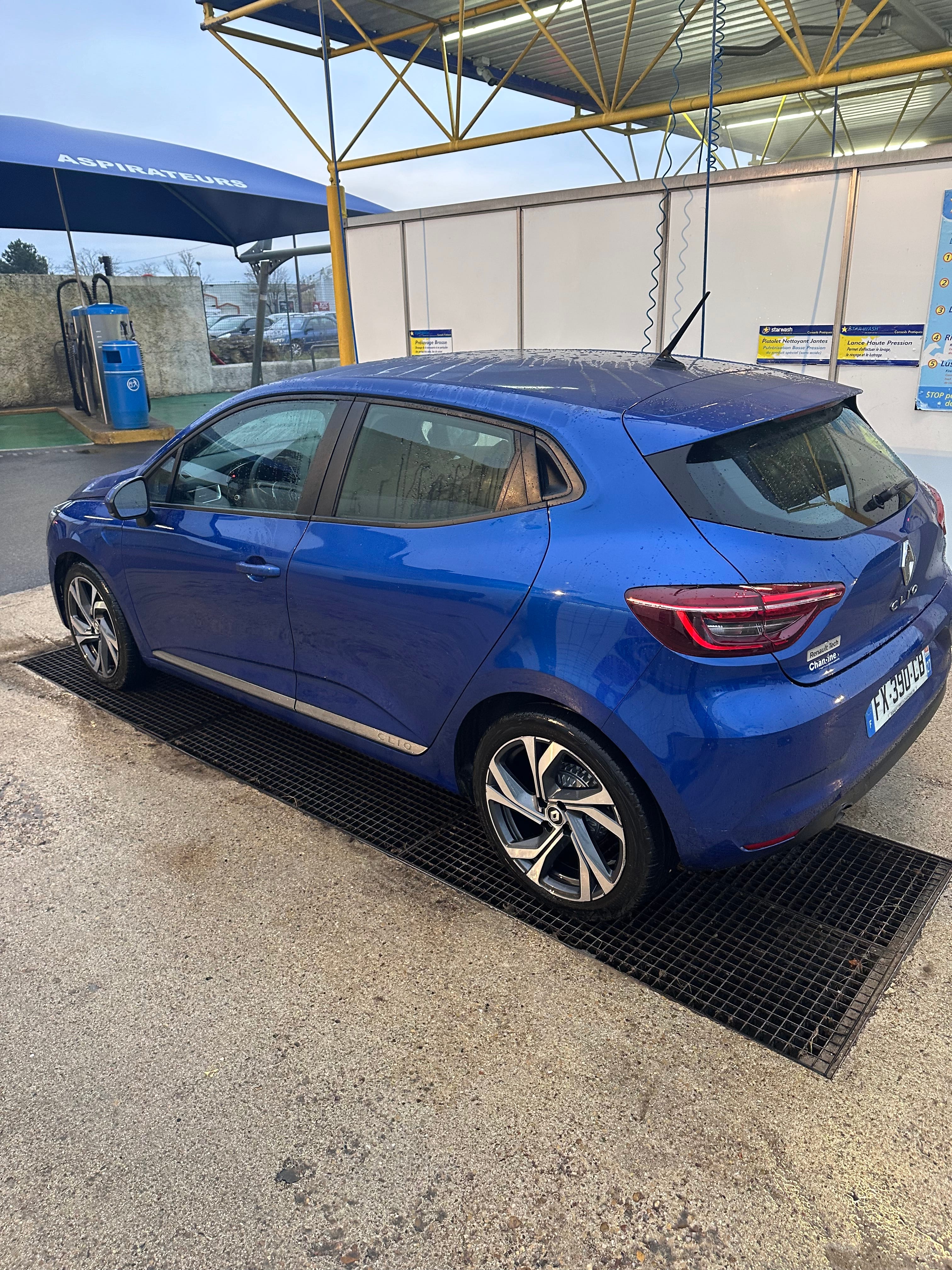 Renault Clio avec Climatisation