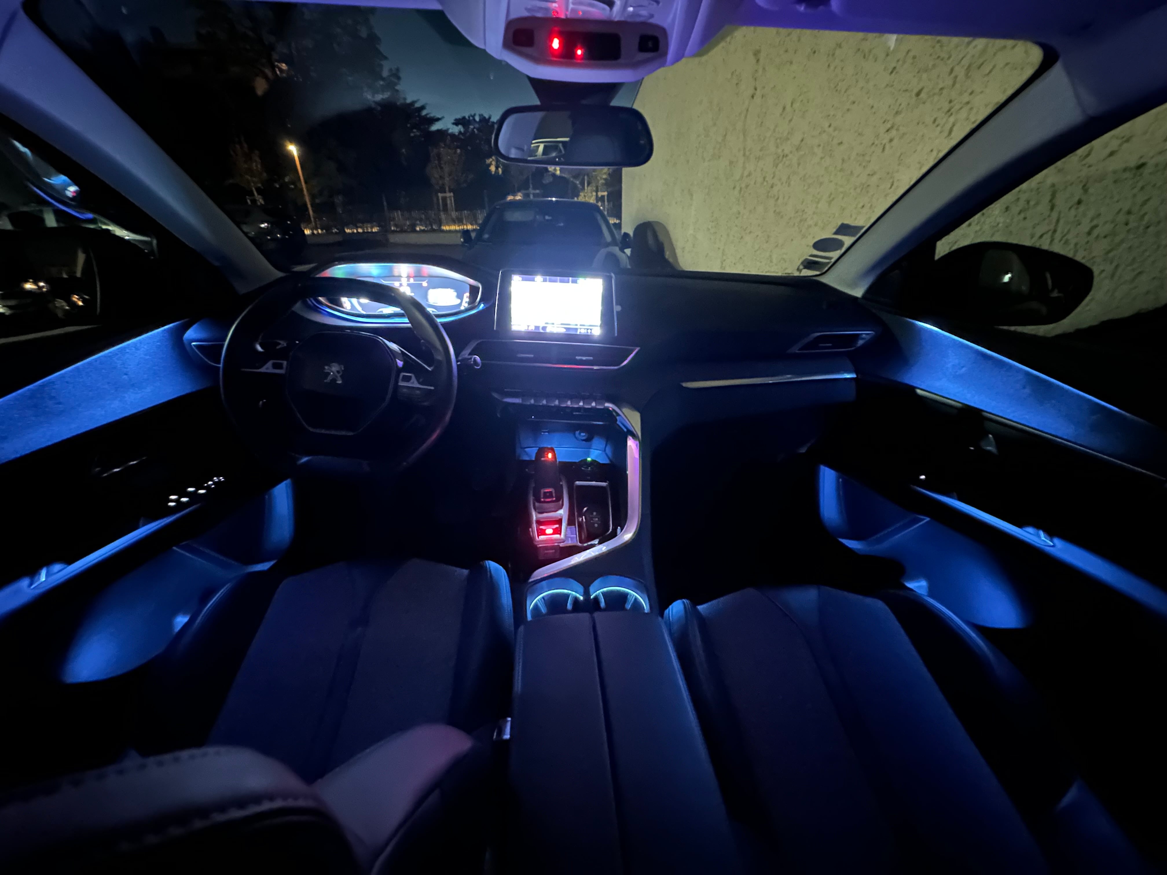 Peugeot 3008 avec GPS