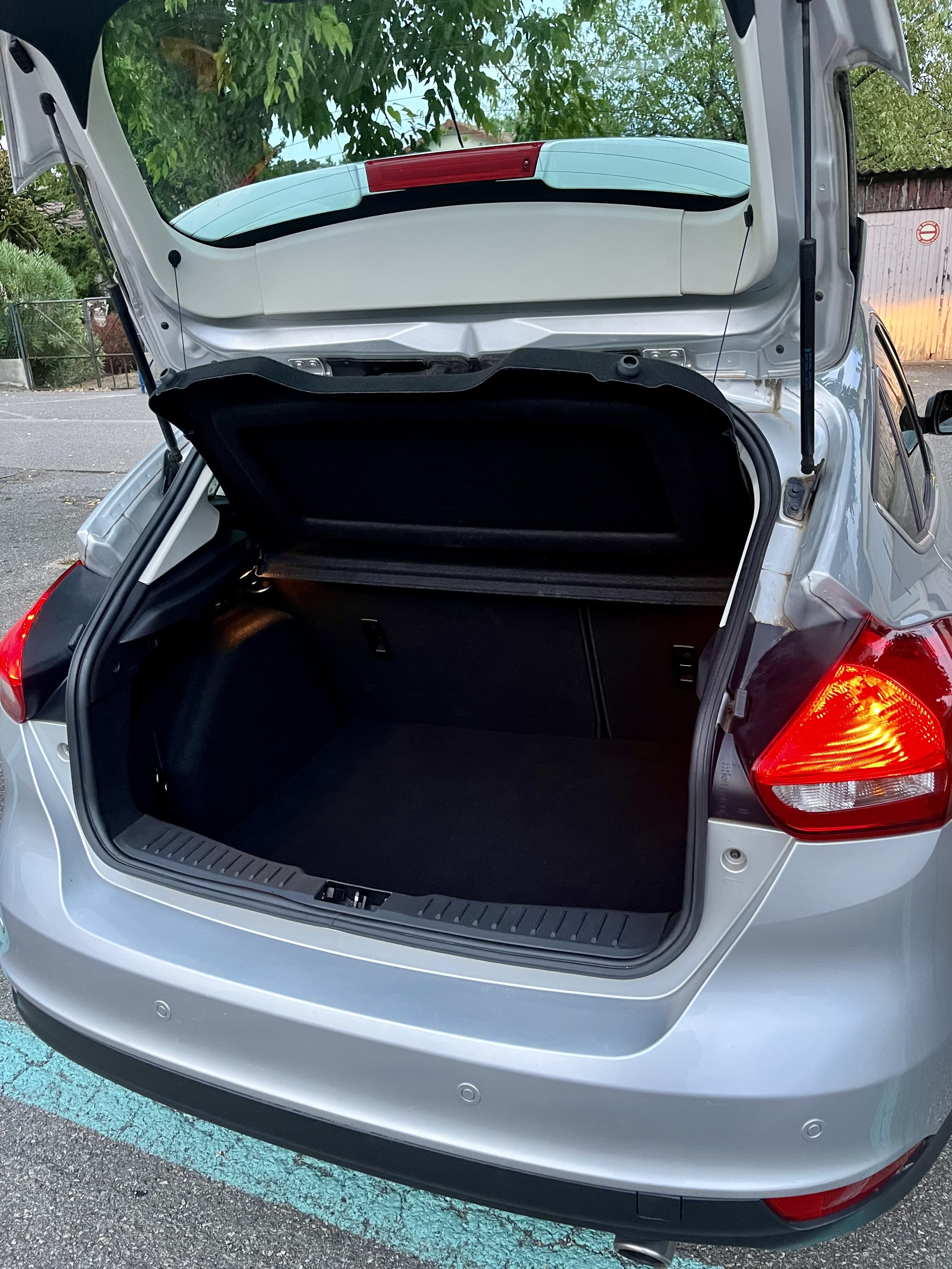 Ford Focus Diesel, Automatique avec Siège bébé